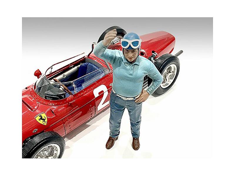 Angle. American Diorama - "Racing Legends" 50's Figure B for 1/18 Scale Models by American Diorama - Multi.