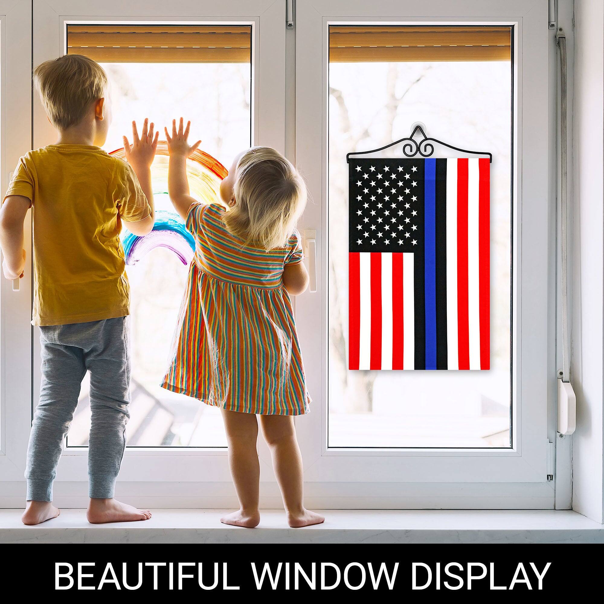BEAUTIFUL WINDOW DISPLAY
