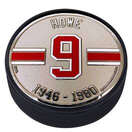 Mustang Drinkware - Gordie Howe Detroit Red Wings Medallion Legends Collection Puck - Multicolor