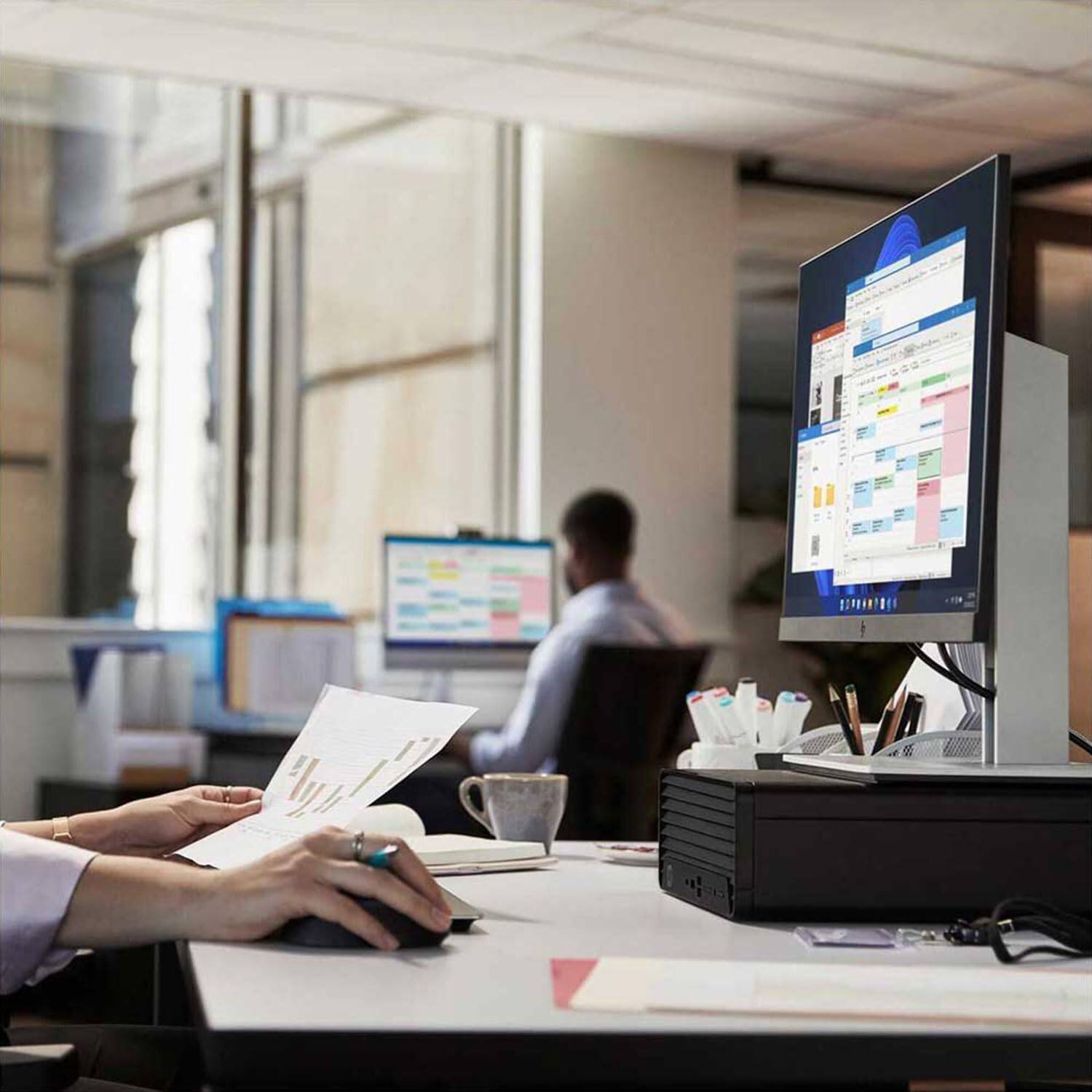 Alt View 3. HP - "ProDesk 400 G9 SFF Business Desktop, Intel i7-14700, 16GB DDR5 RAM, 512GB SSD + 1TB HDD, HDMI, USB-C, Win 11 Pro" - Black.