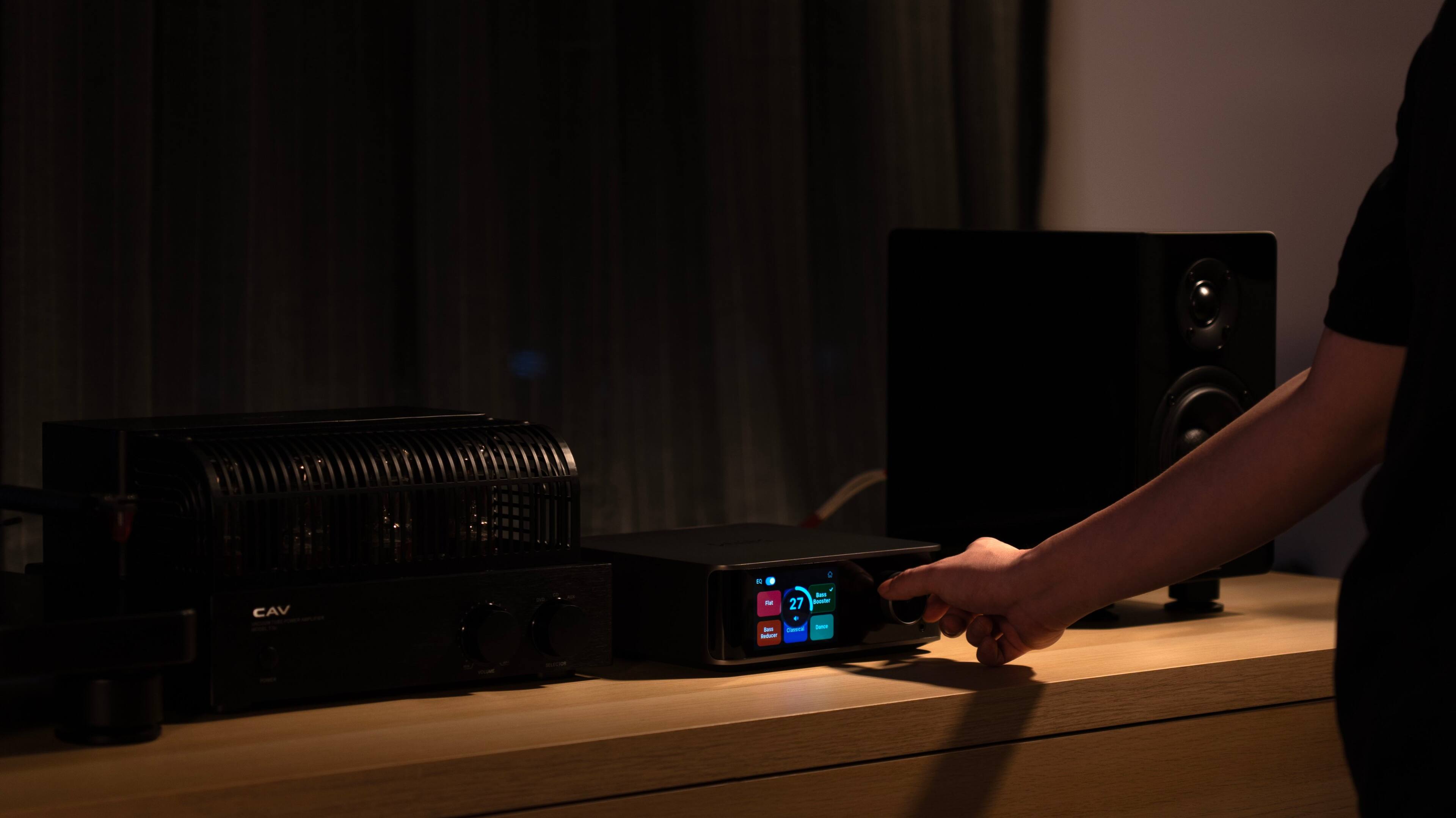 Alt View 9. WiiM - Ultra Digital Music Hub - Space Gray.