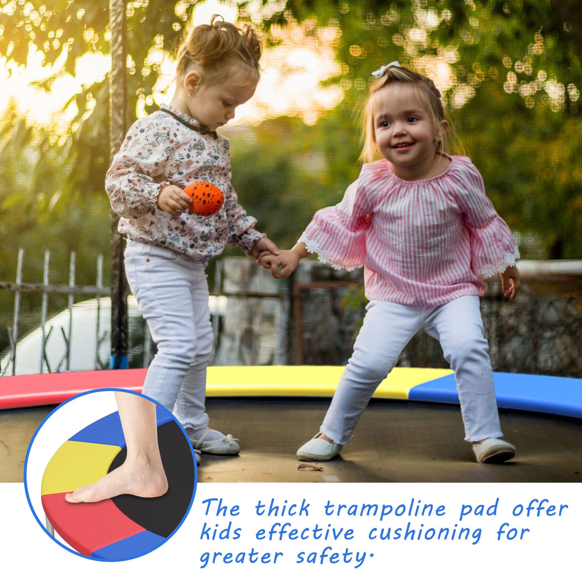 The thick trampoline pad offers kids effective cushioning for greater safety.