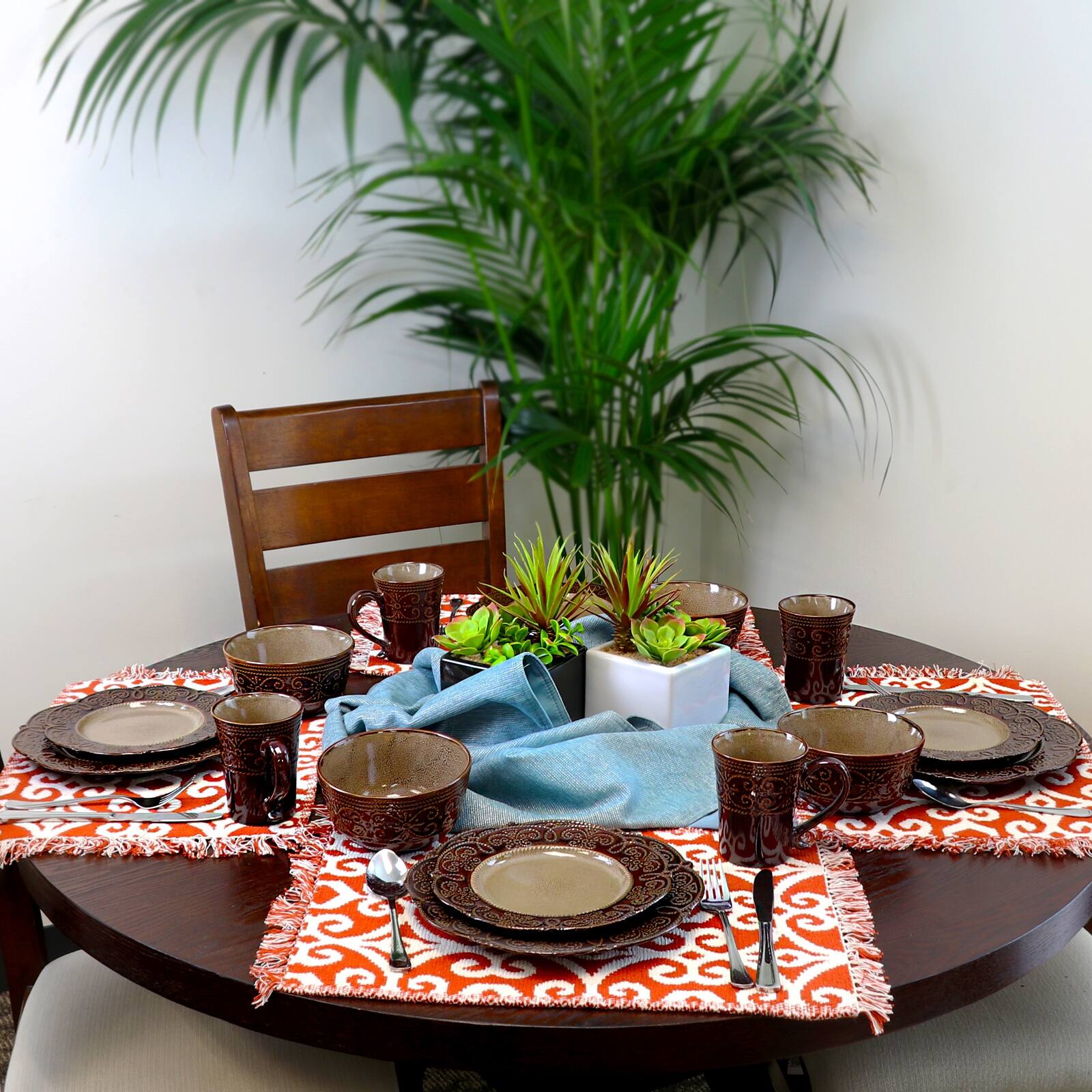 Alt View 3. Elama - Elama's Salia 16 Piece Stoneware Dinnerware Set - Brown.