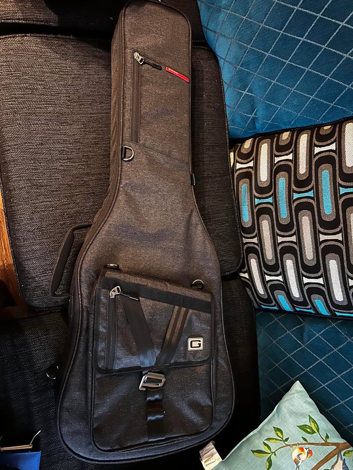 Alt View 3. Gator - Transit Series Resonator and Classical Guitar Gig Bag with Rigid Internal Frame and Weather-Resistant Exterior - Charcoal Black.