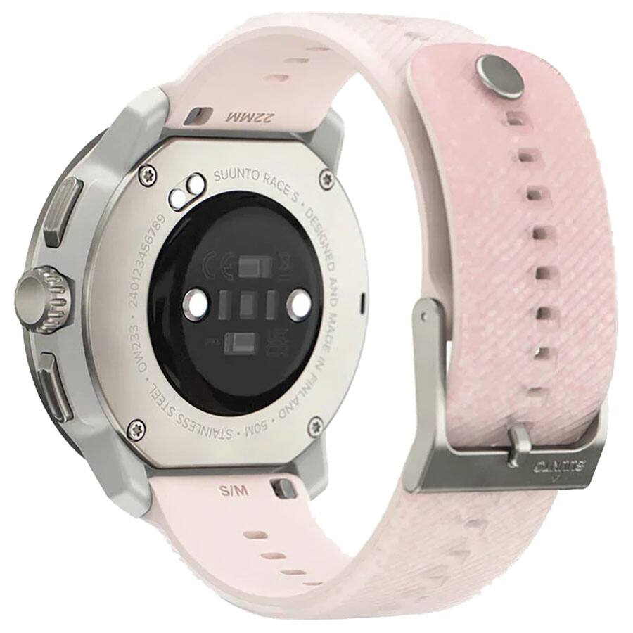 22MM  
SUUNTO RACE S  
240123456789  
DESIGNED AND MADE IN FINLAND  
STAINLESS STEEL  
50M  
S/M  
CLNCCS