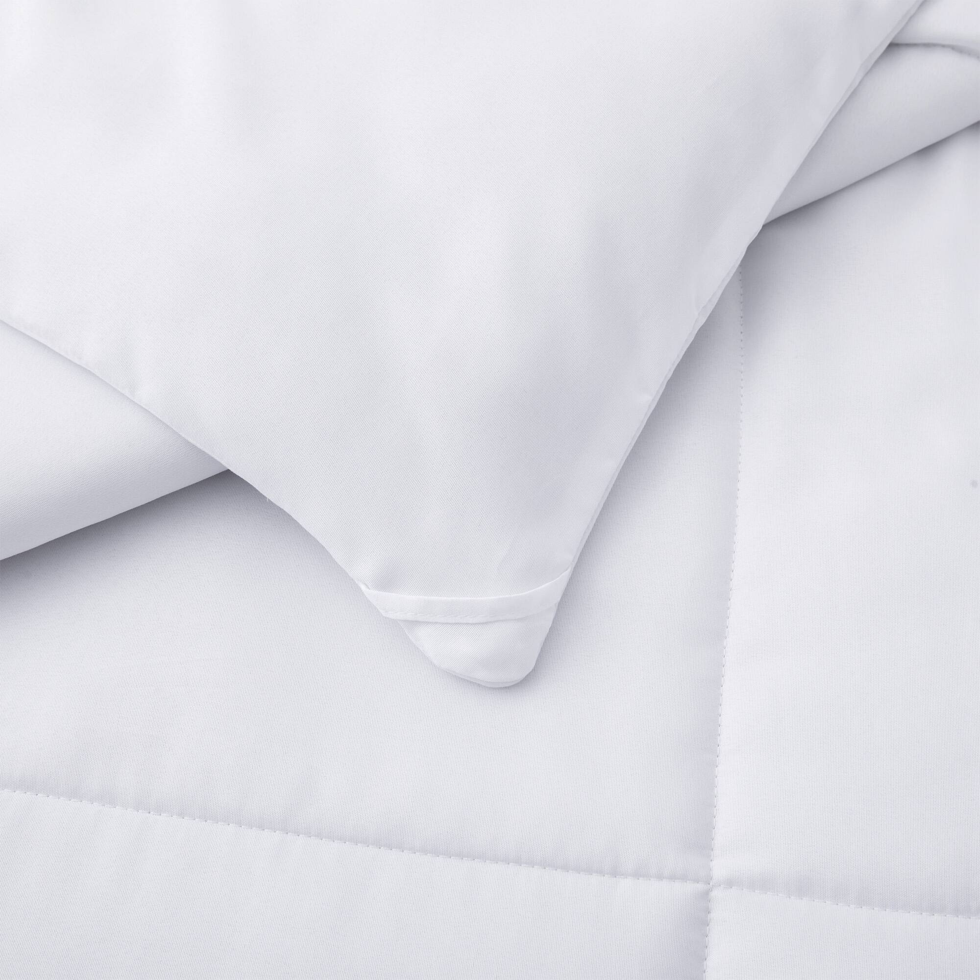 Angle. Peace Nest - Peace Nest All Season Down Alternative Comforter Duvet Insert - White.