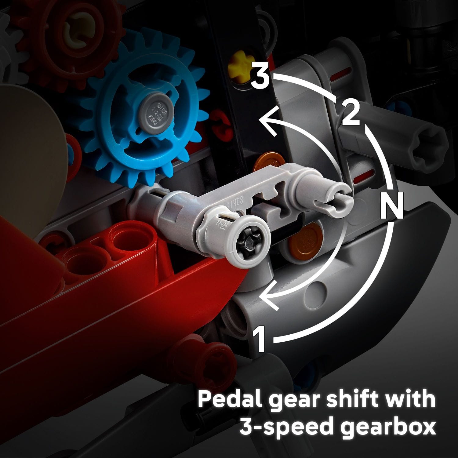Pedal gear shift with 3-speed gearbox.