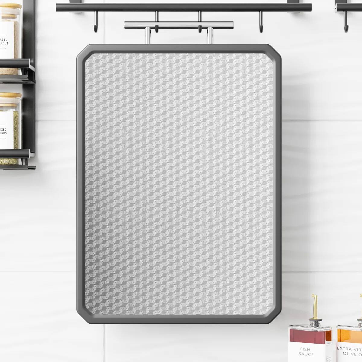 a IL NOUT A1O ERBS FISH SAUCE E EXTRA VIR OLIVE O