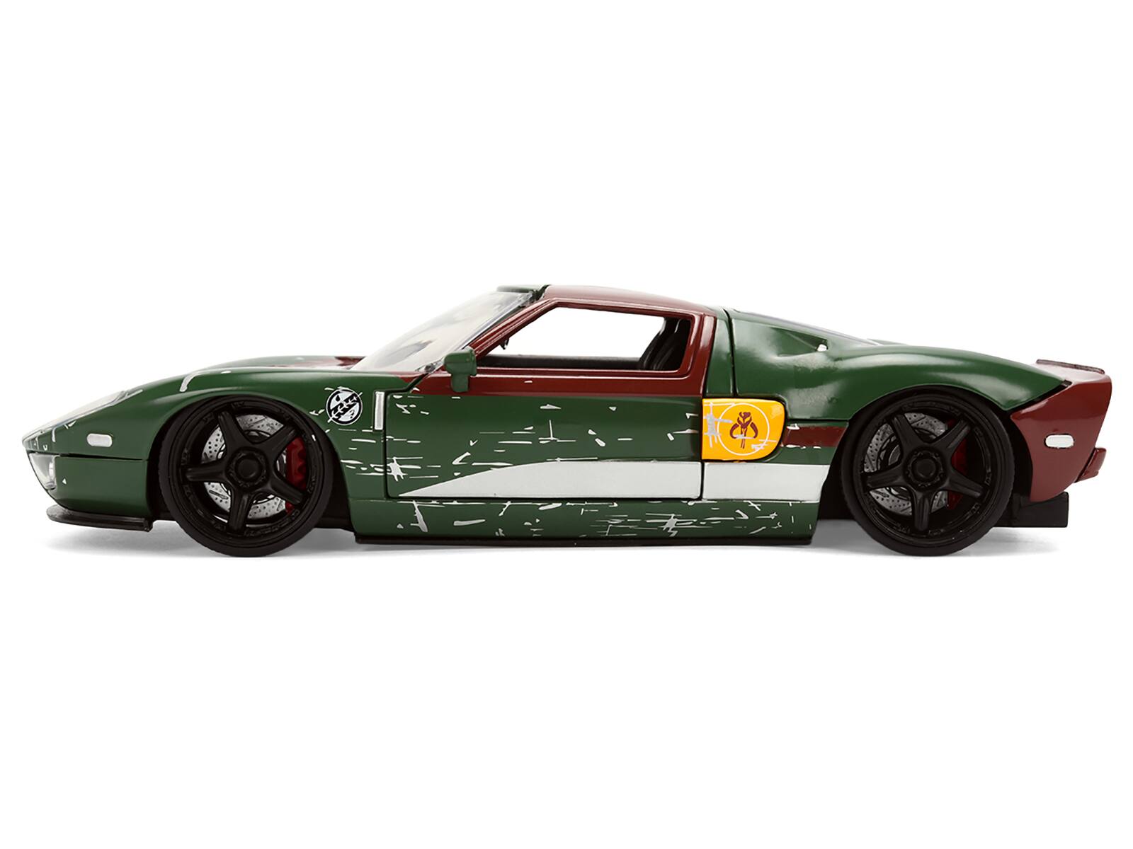 Alt View 3. Jada - 2005 Ford GT Green (Weathered) with Graphics and Figure "Star Wars" Franchise "Hollywood Rides" 1/24 Model Car by Jada - Multicolor.
