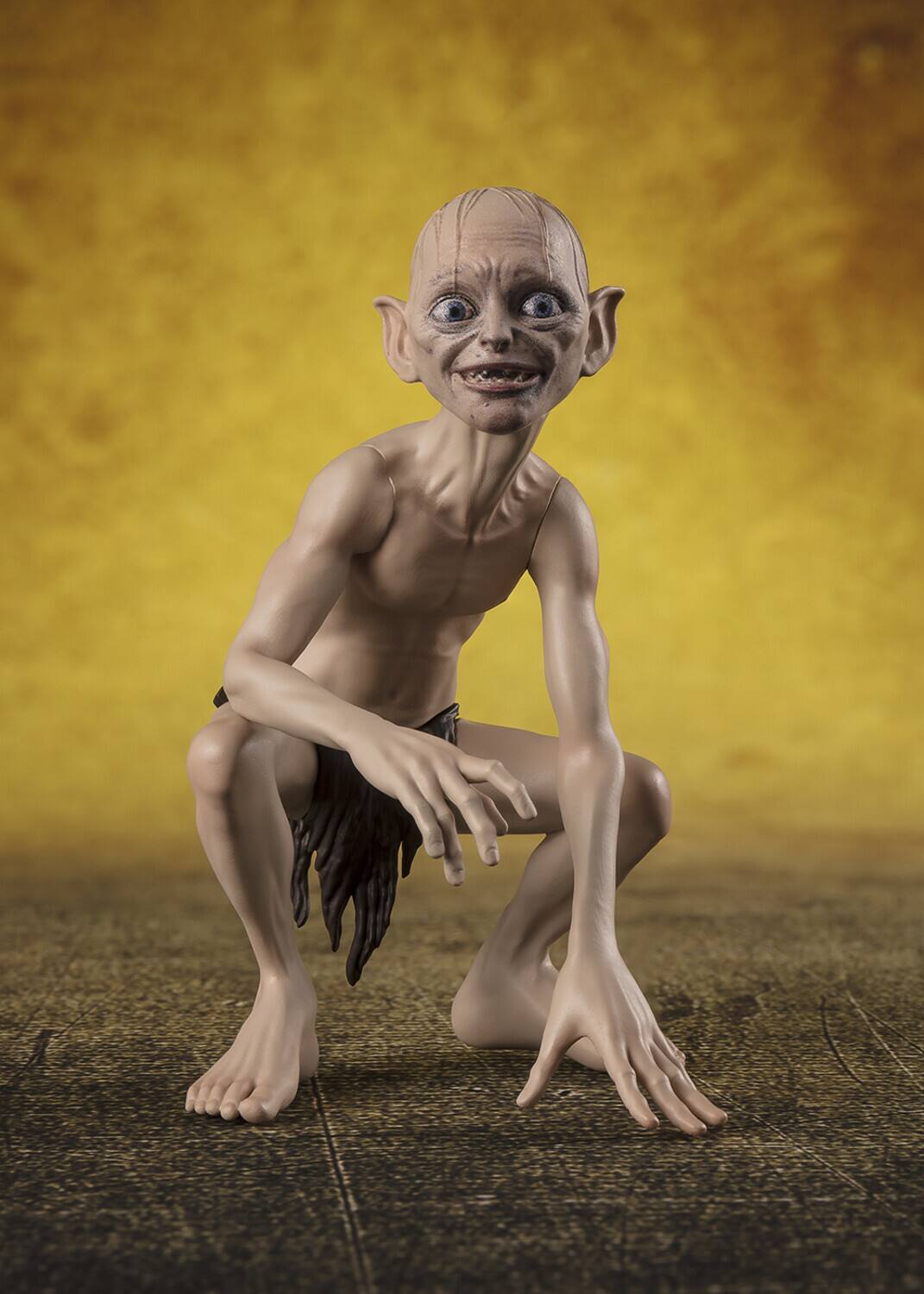 Alt View 3. Bandai - Tamashii Nations - The Lord of the Rings - S.H.Figuarts - Frodo Baggins & Gollum (The Fellowship of - Collectibles - Multicolor.