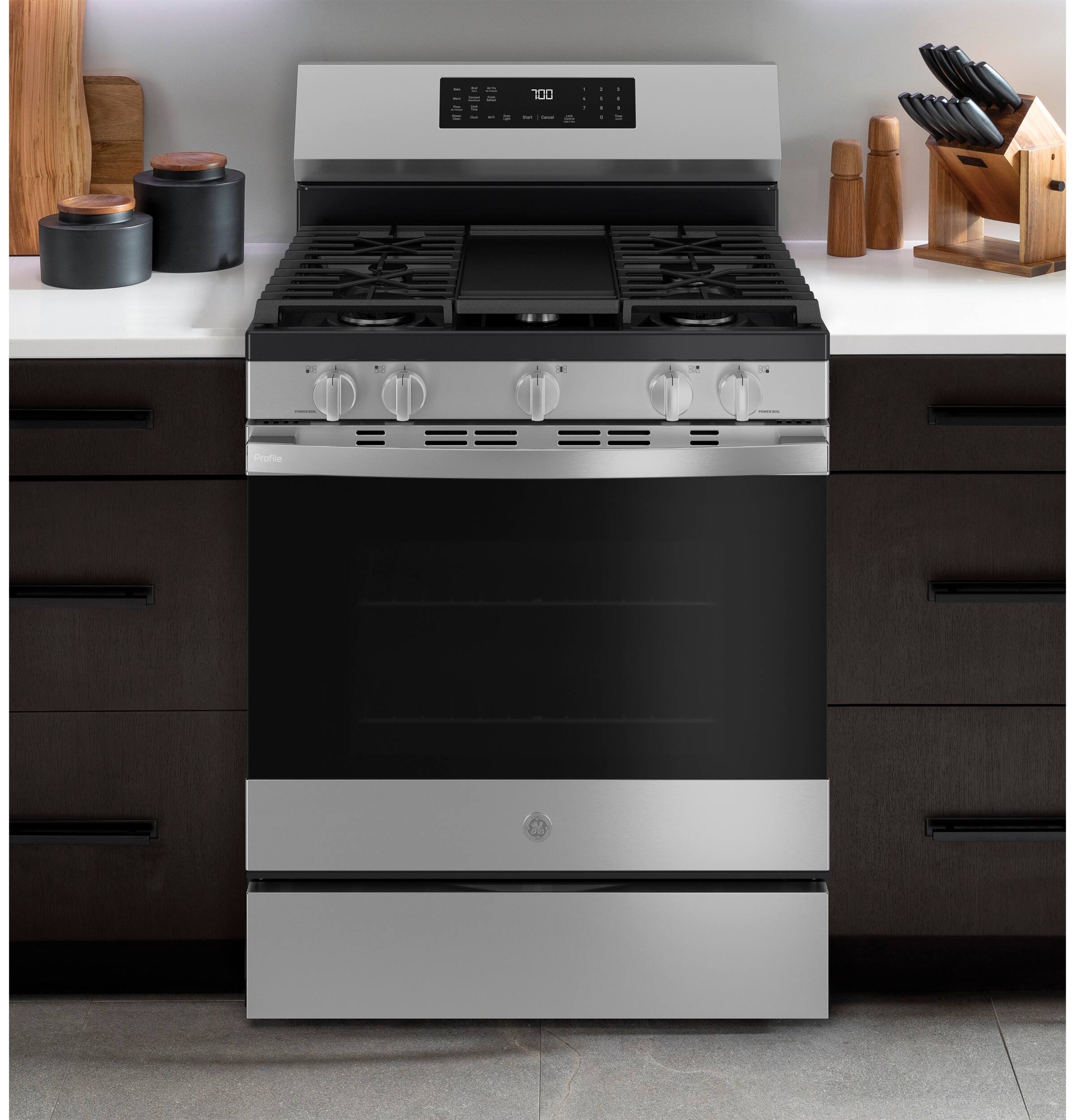 Alt View 5. GE Profile - 5.3 Cu. Ft. Smart Freestanding Gas Convection Range with Steam Clean, No Preheat Air Fry and EasyWash Oven Tray - Stainless Steel.