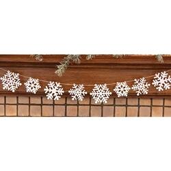 Angle. BreeBe - White Glittered Snowflake Garland - White.