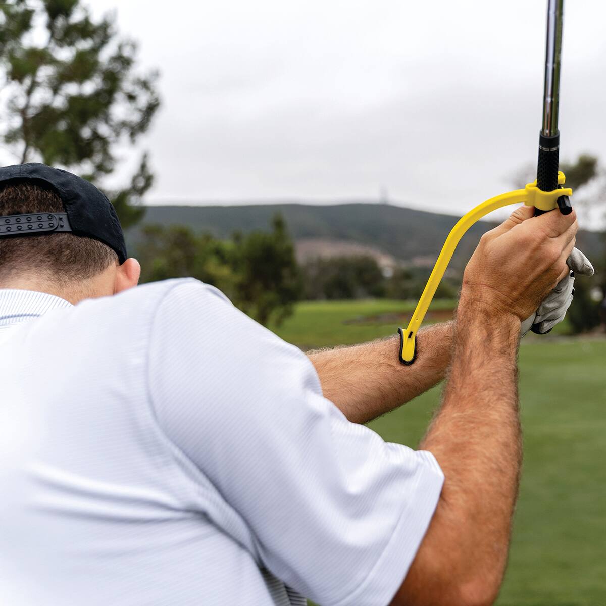 Alt View 3. SKLZ - SKLZ Hinge Golf Swing Trainer - Yellow/Black - Yellow/Black.