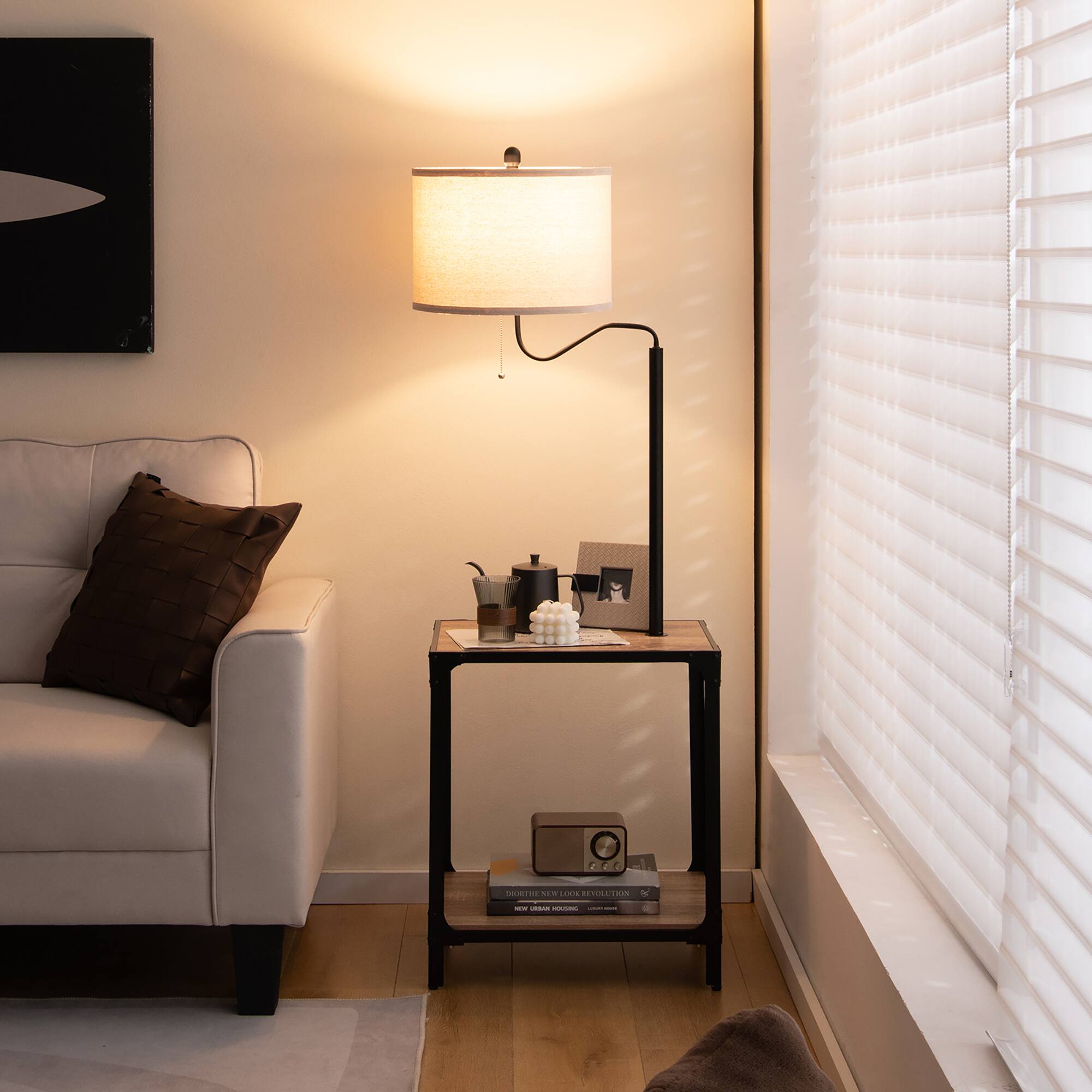 FEE SA:  
RRETHOILO: - ada  

NEW LOOKING REVOLUTION  
DIORNE  
NEW LOOKING REVOLUTION