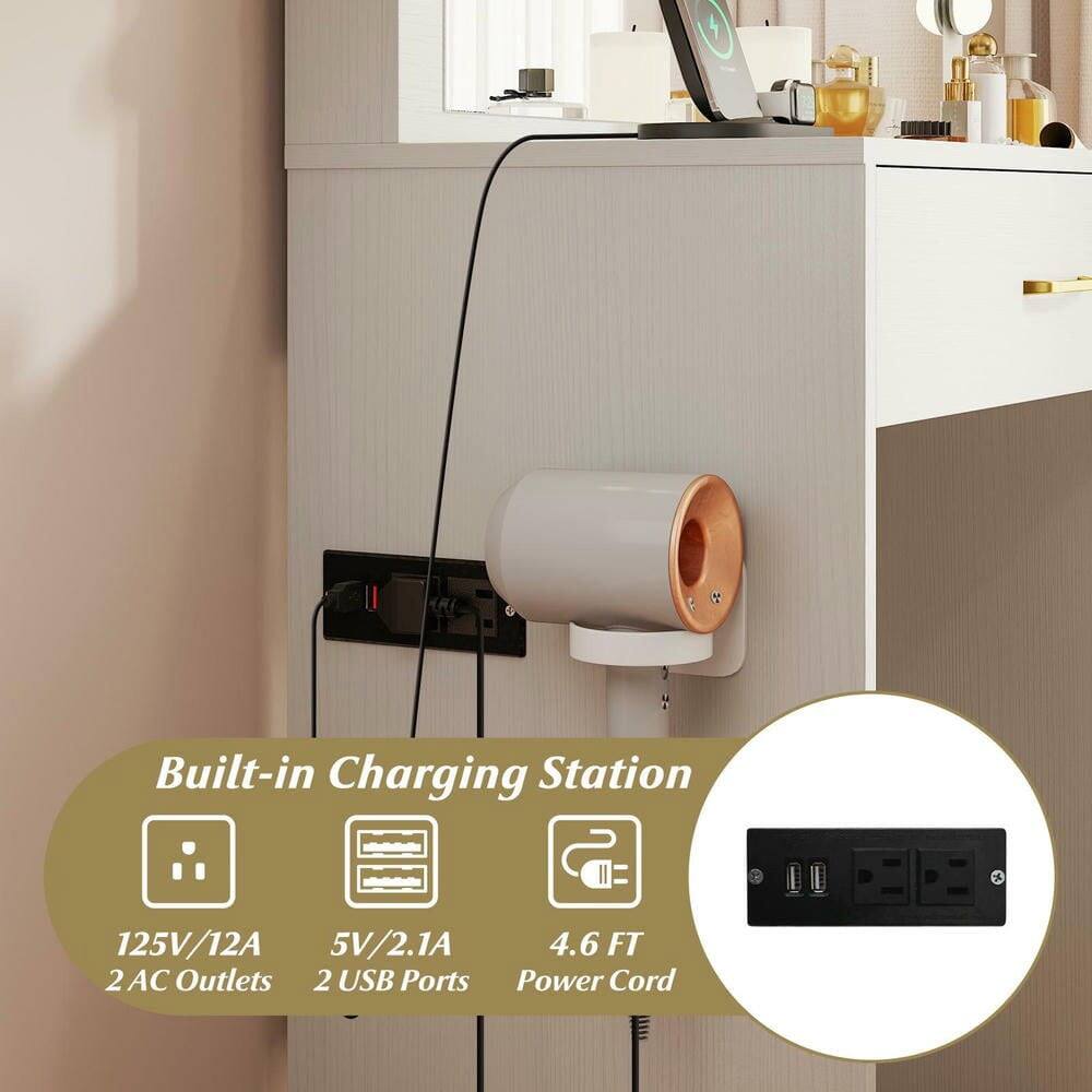 Built-in Charging Station  
125V/12A  
5V/2.1A  
4.6 FT  
2 AC Outlets  
2 USB Ports  
Power Cord