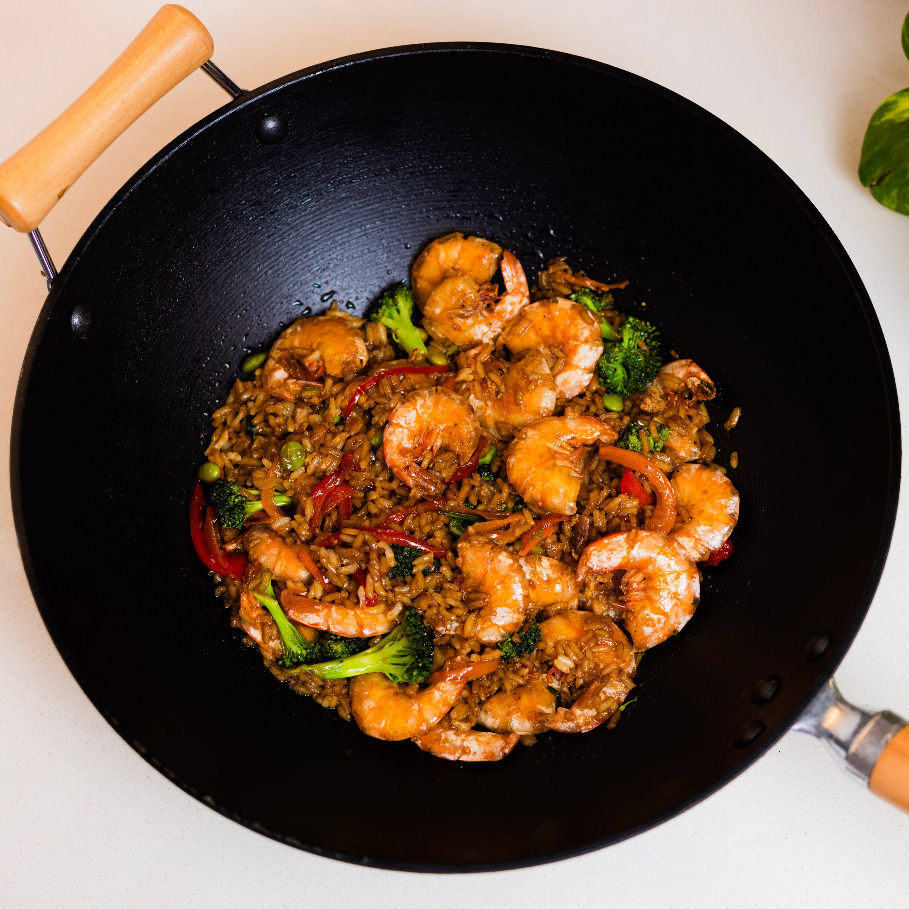 Alt View 4. Escali - Joyce Chen Professional Series 14-Inch Preseasoned Cast Iron Flat Bottom Wok with Maple Handle - Black.