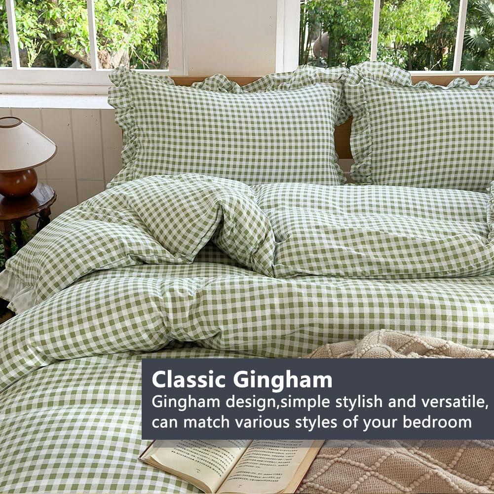 Classic Gingham  
Gingham design, simple stylish and versatile, can match various styles of your bedroom