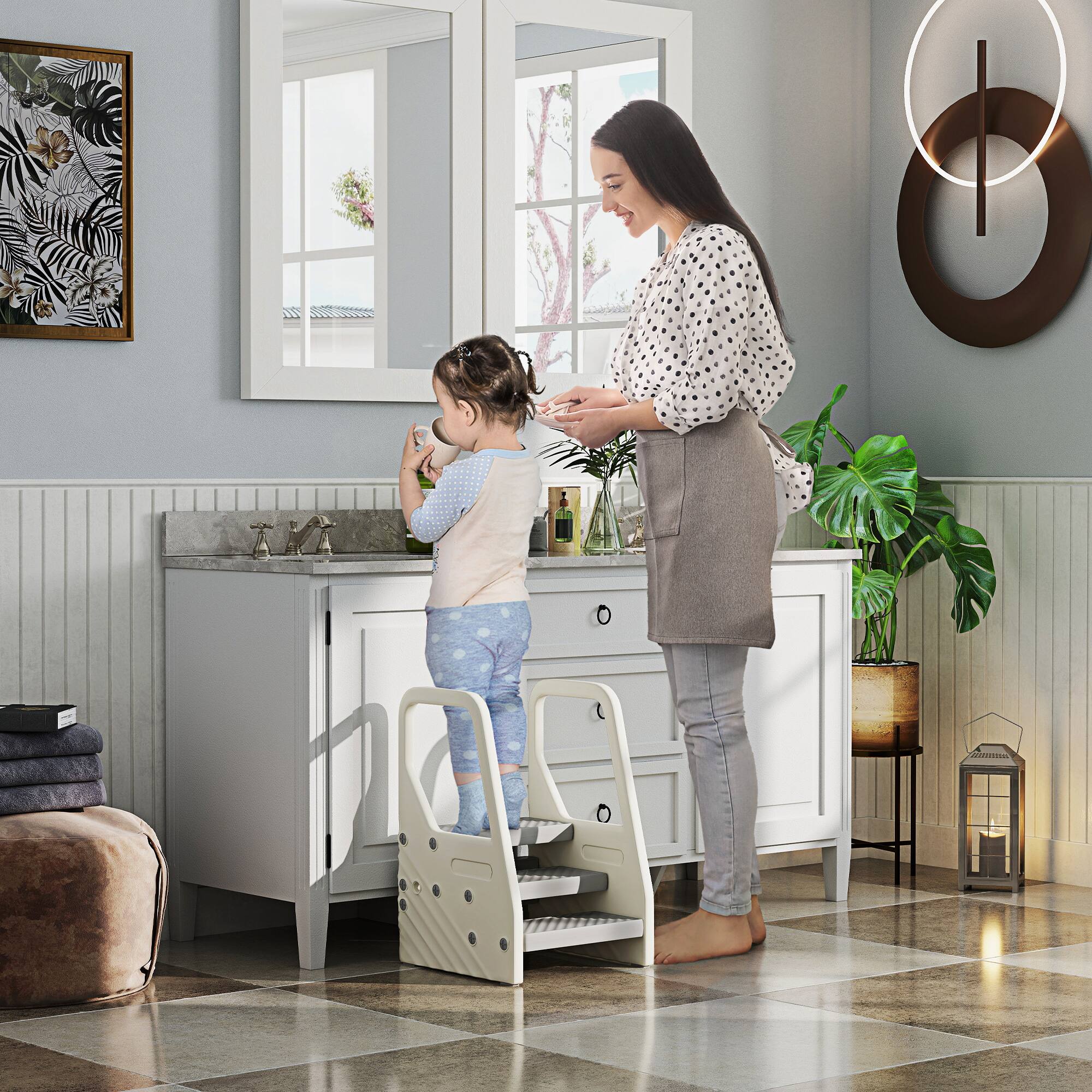 Angle. Qaba - Toddler Tower, Adjustable 3 Step Kitchen Stool Helper with Handles, Non-slip Surface & Foot Pads, for Bathroom, Kitchen - Gray.