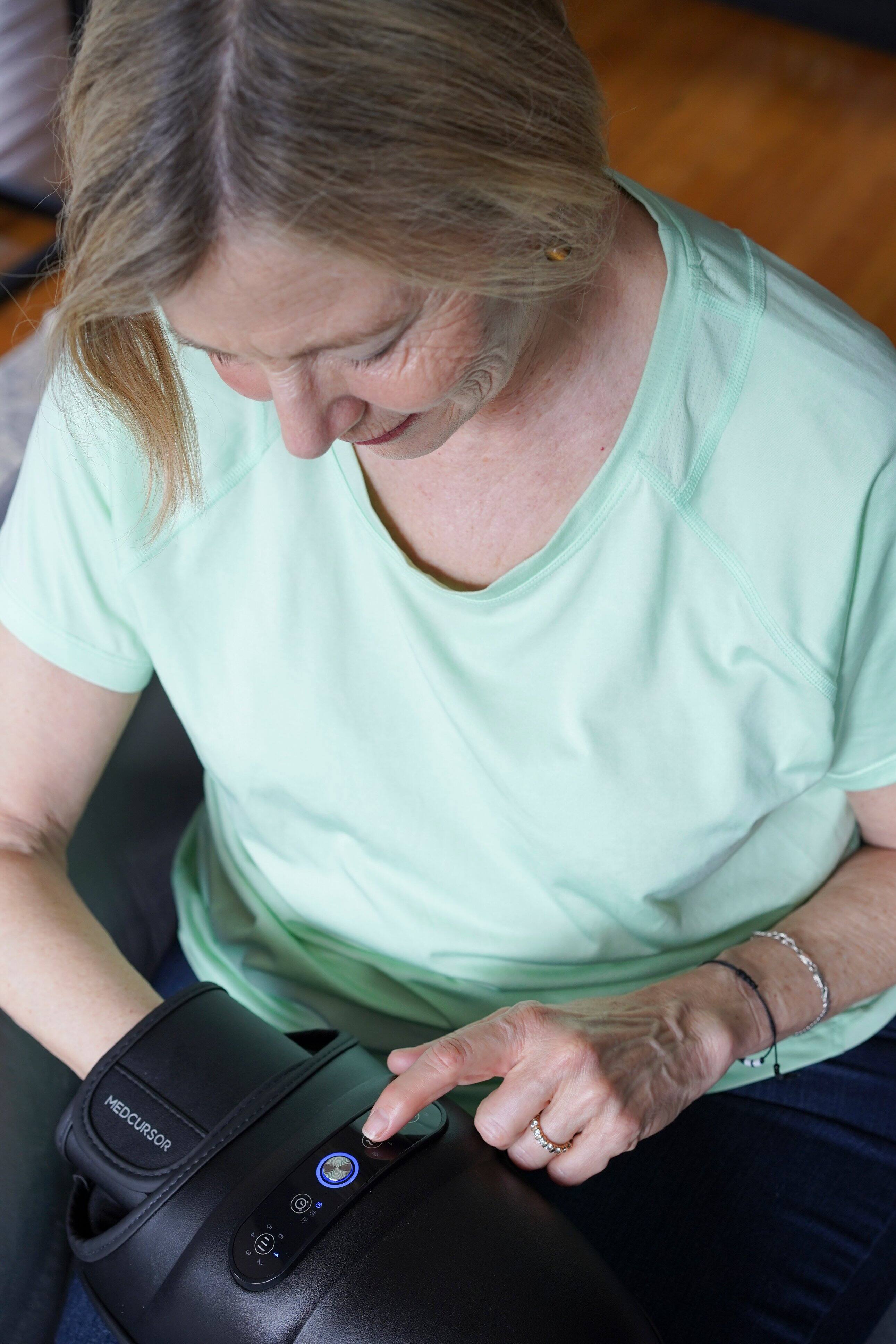 Alt View 2. Medcursor - Hand Massager with Heat and Compression - Black.