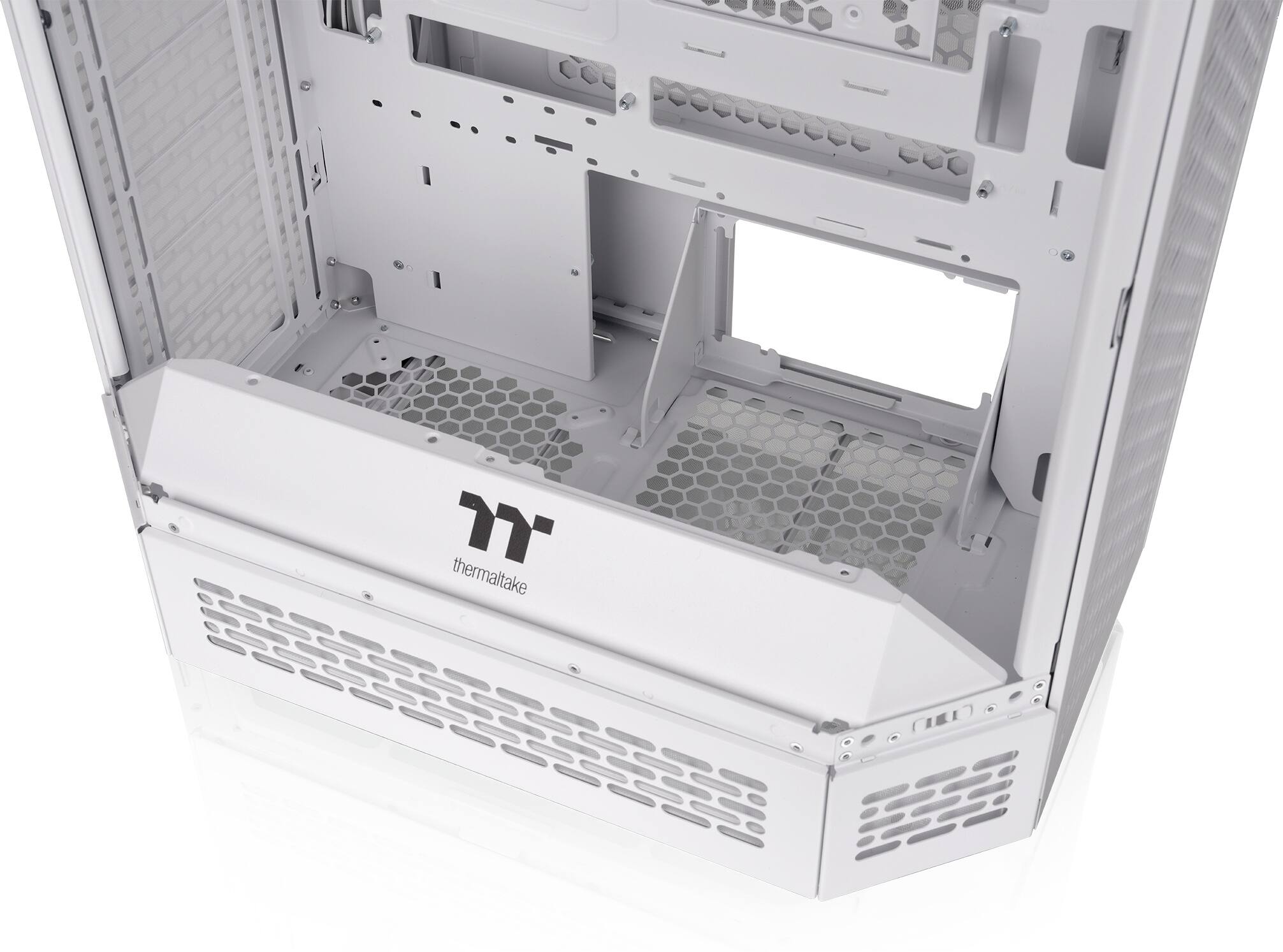 Alt View 29. Thermaltake - Tower 600 Mid Tower ATX PC Case - Snow.