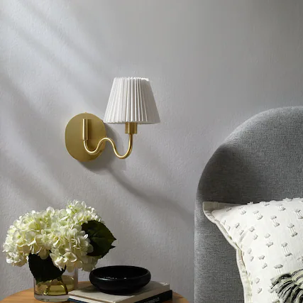 Front. Modway - Wave Squiggle Arm Wall Sconce by Modway - Brass.