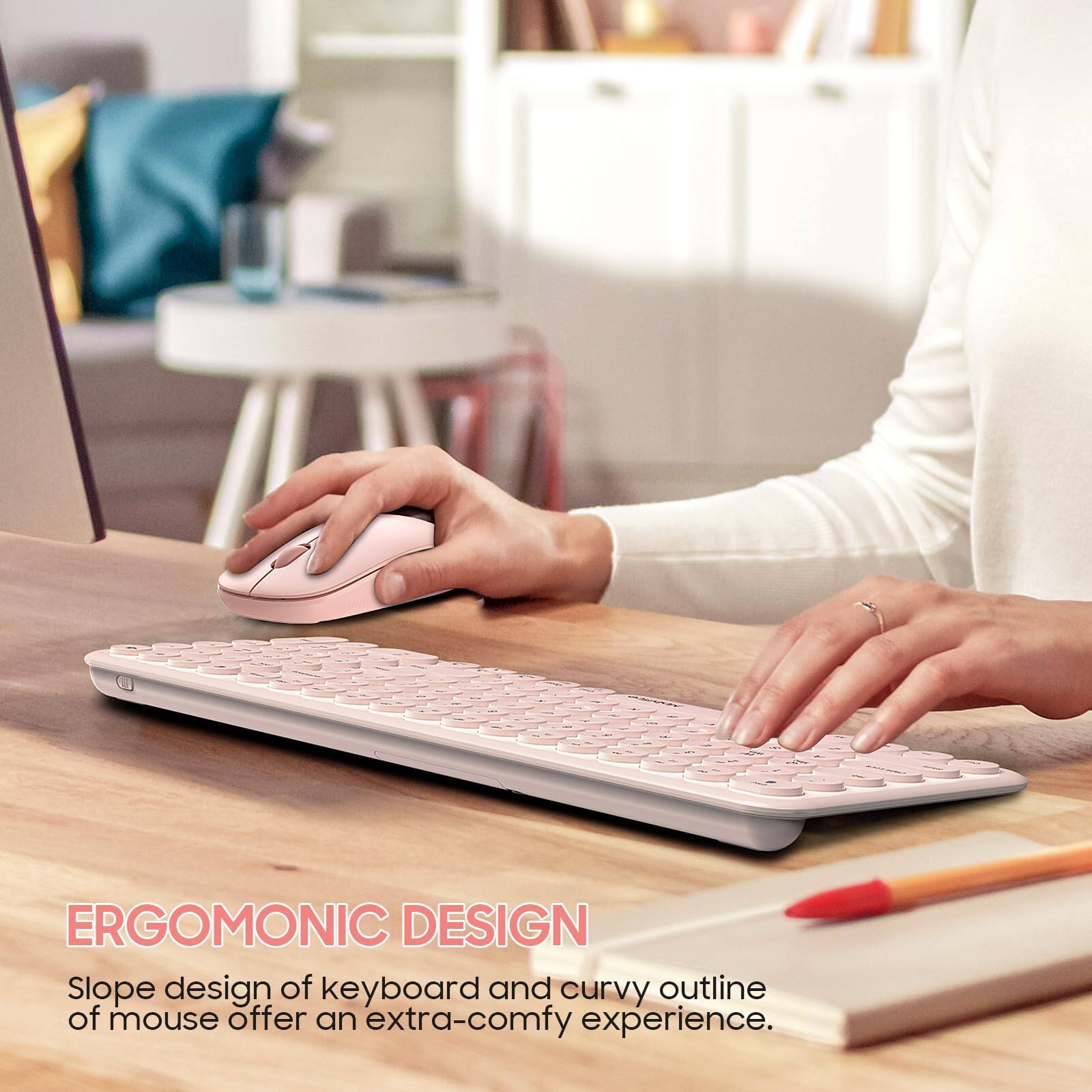 ERGOMONIC DESIGN  
Slope design of keyboard and curvy outline of mouse offer an extra-comfy experience.