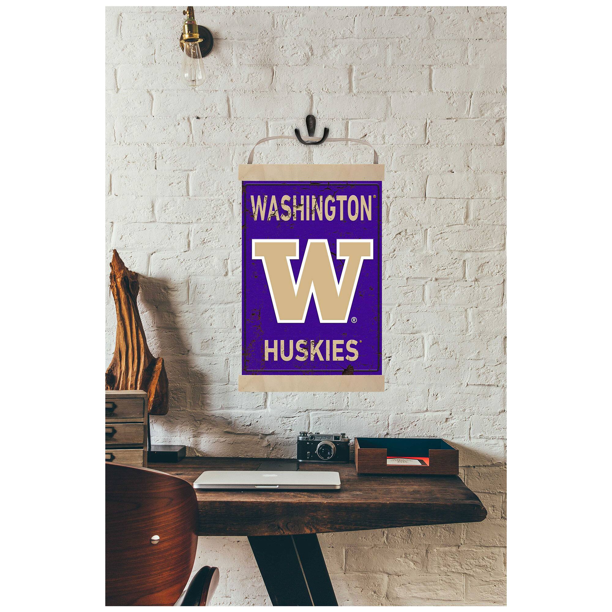 WASHINGTON W HUSKIES