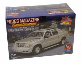 2005 Cadillac Escalade EXT Model Kit Rides Magazine AMT / ERTL - Multi