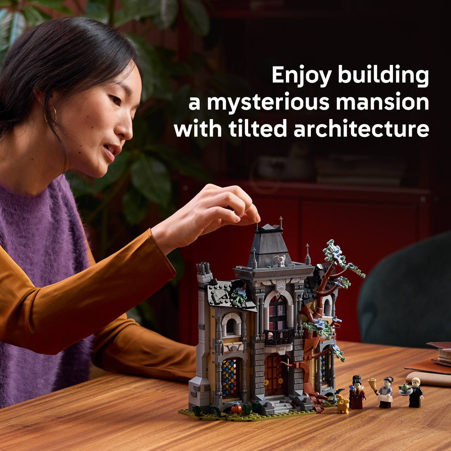 Enjoy building a mysterious mansion with tilted architecture