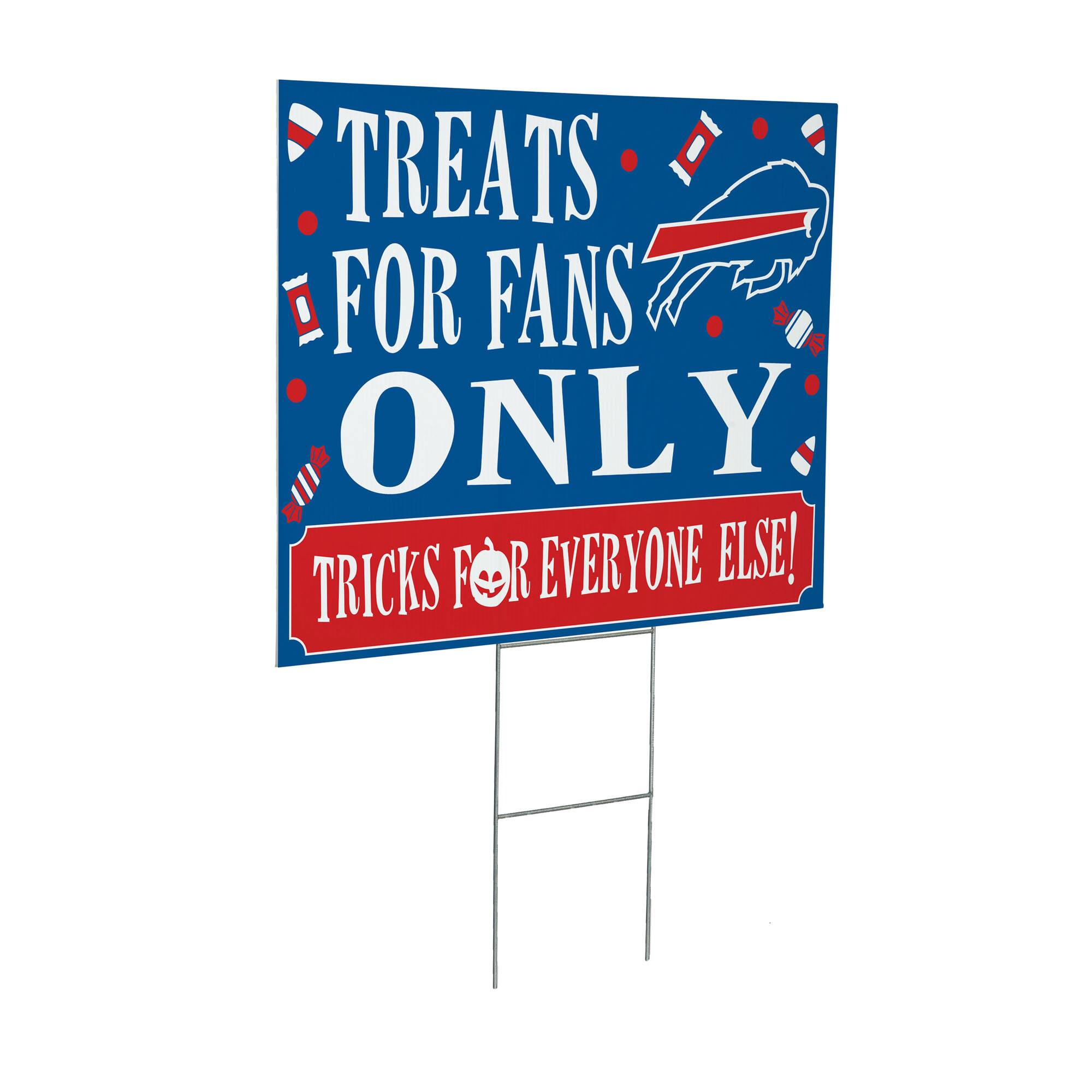 TREATS FOR FANS ONLY  
TRICKS FOR EVERYONE ELSE!