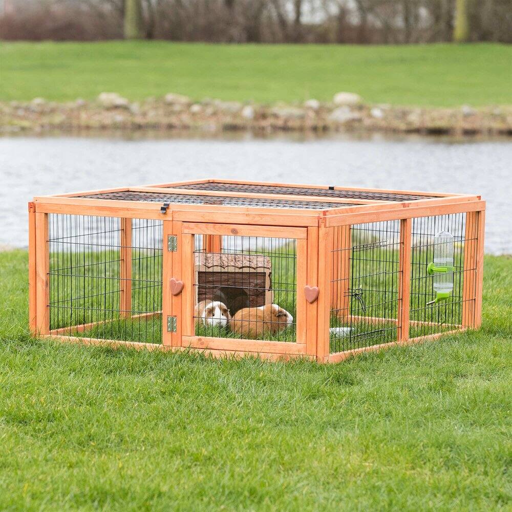 Angle. TRIXIE - Weatherproof Outdoor Animal Cage & Run Extension Roof - Brown.