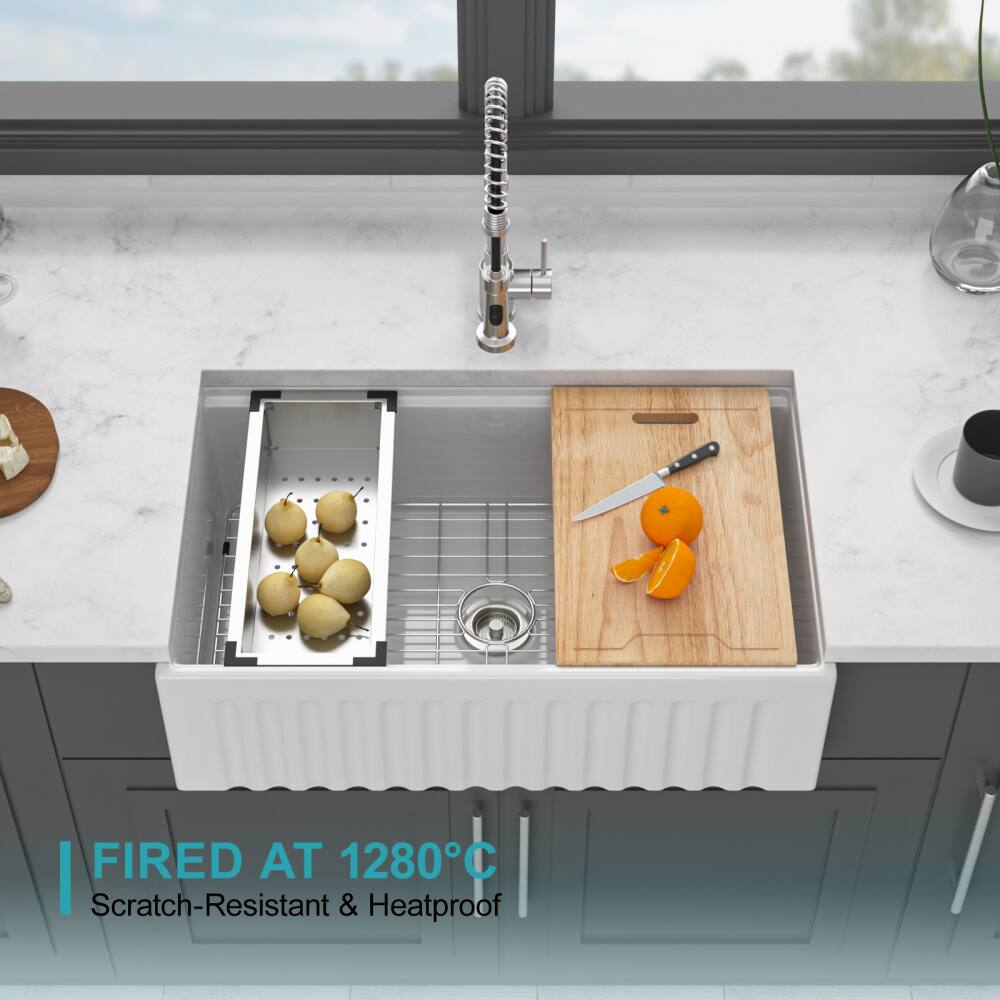 Fired at 1280°C  
Scratch-Resistant & Heatproof