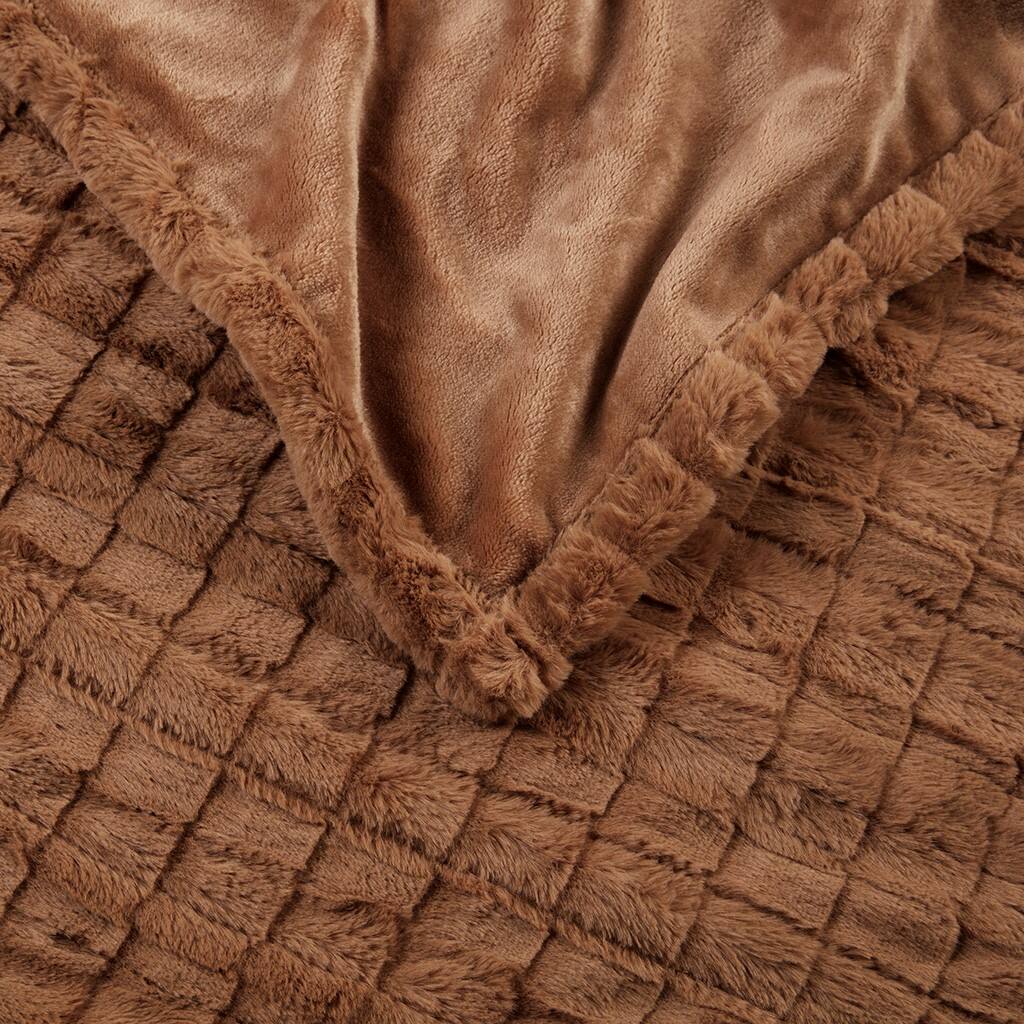 Alt View 5. Gracie Mills - Gracie Mills Brentwood Heated Throw - Brown Texture.