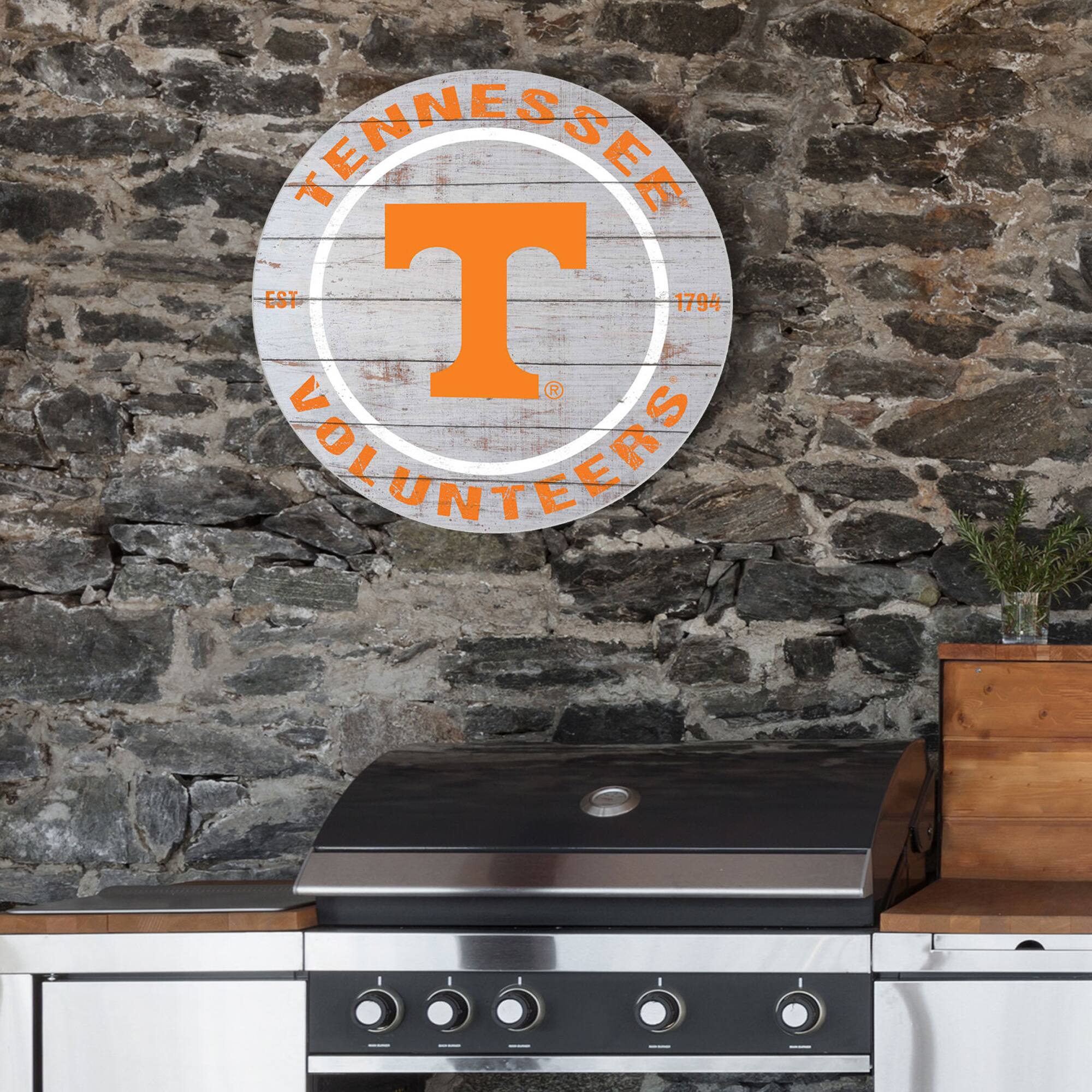 TENNESSEE  
EST 1794  
VOLUNTEERS