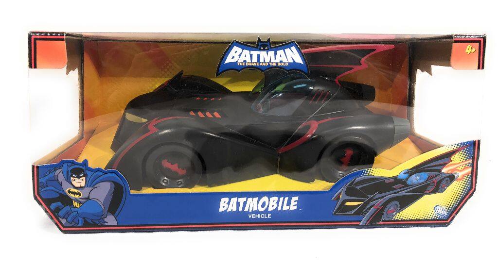 BATMAN THE BRAVE AND THE BOLD  
BATMOBILE VEHICLE D6  

BATMAN  
THE BRAVE AND THE BOLD  

BATMOBILE  
VEHICLE  

4+