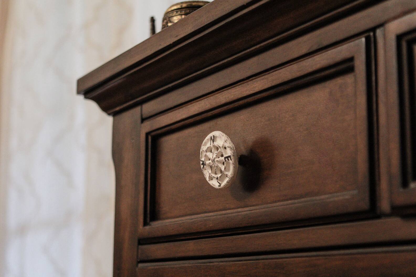 Alt View 3. Zeckos - Set of 12 White Cast Iron Compass Rose Cabinet Hardware Knobs Drawer Pull Handle - White.