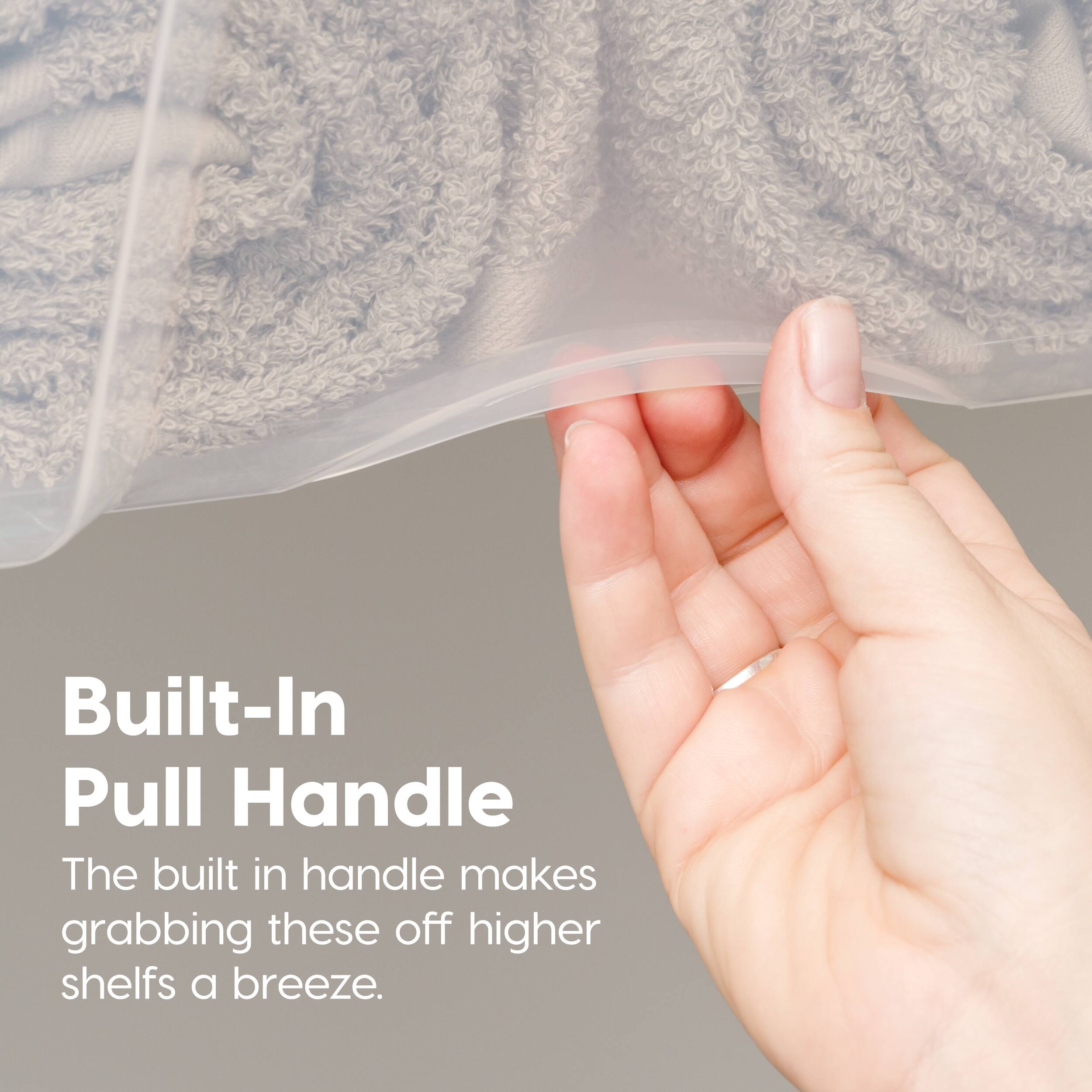 Built-In Pull Handle

The built-in handle makes grabbing these off higher shelves a breeze.