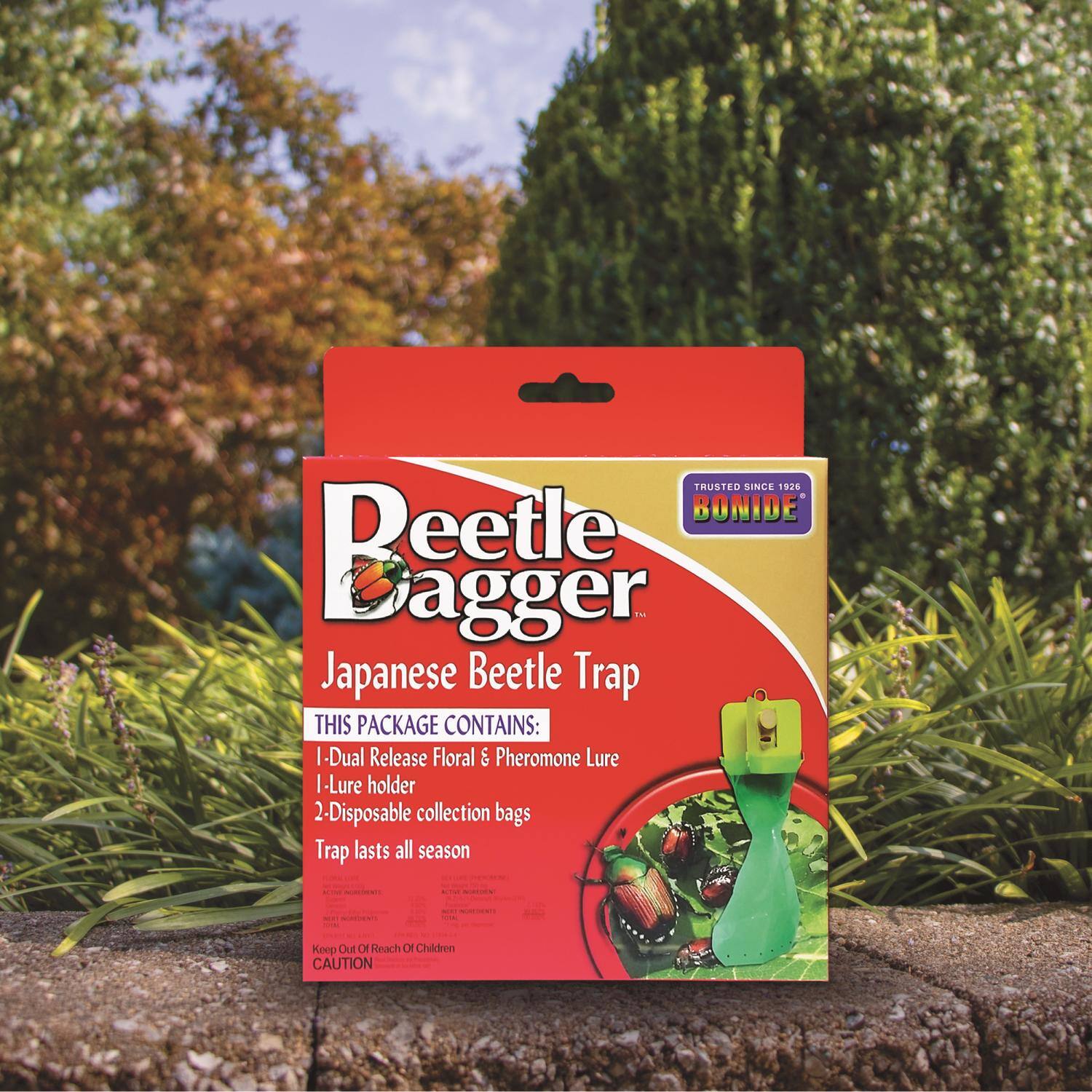 TRUSTED SINCE 1926  
BONIDE  
Peetle Bagger  
Japanese Beetle Trap  

THIS PACKAGE CONTAINS:  
- Dual Release Floral & Pheromone Lure  
- Lure holder  
- 2 Disposable collection bags  
Trap lasts all season  

Keep Out Of Reach Of Children  
CAUTION
