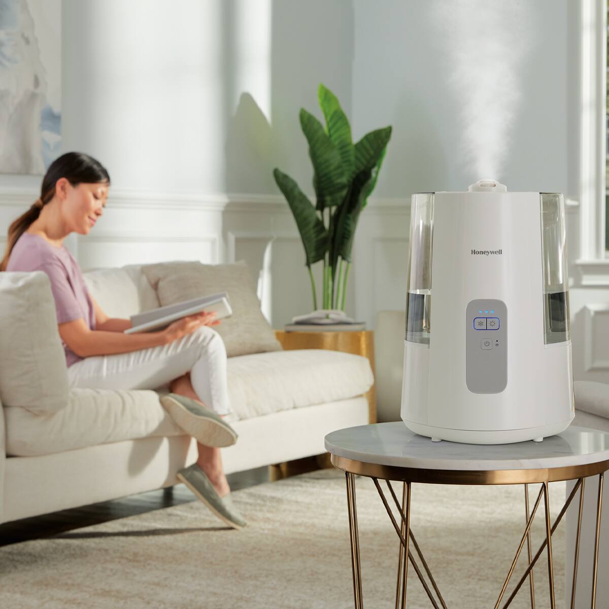 Alt View 15. Honeywell - Honeywell Dual Comfort Cool + Warm Mist Humidifier - White.