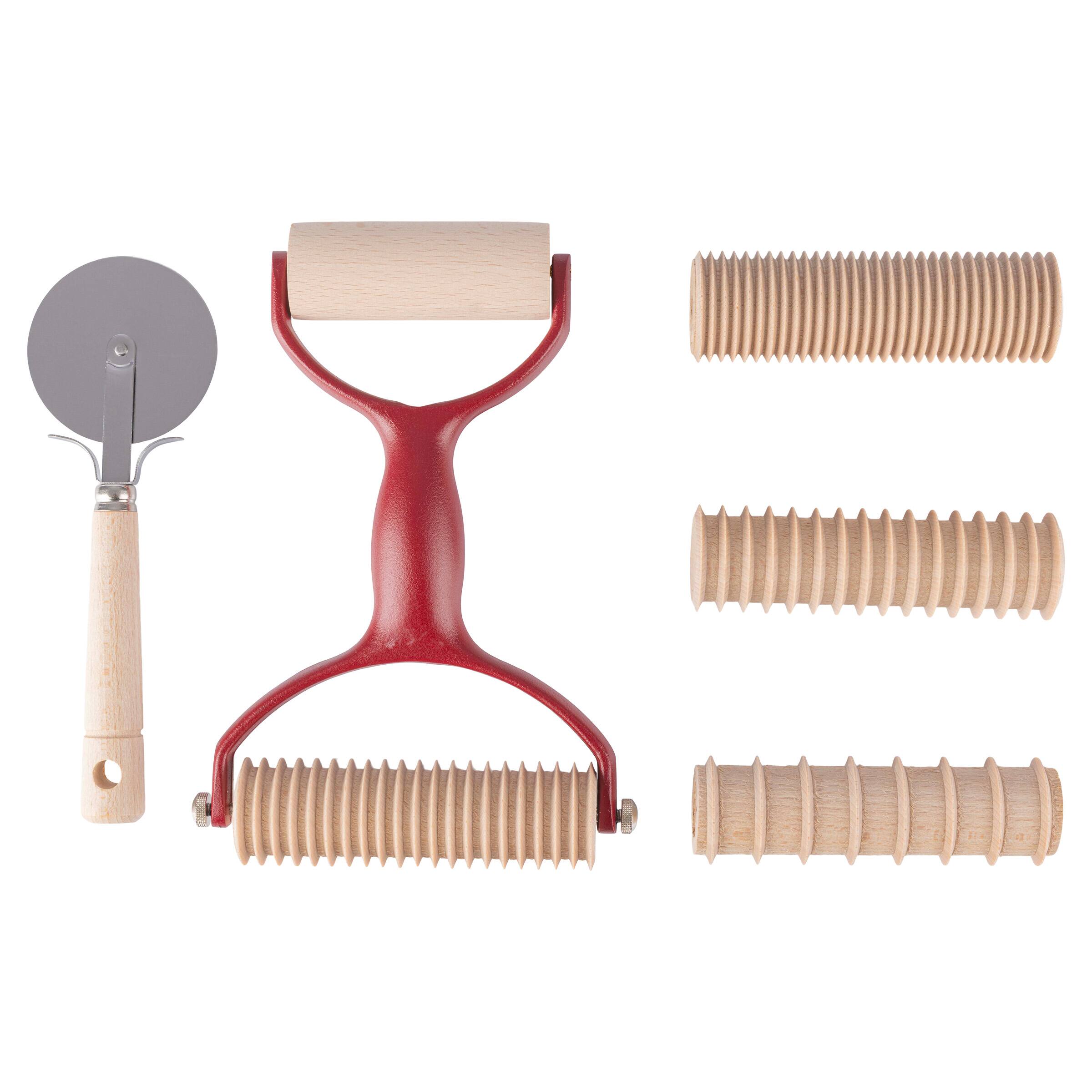 Angle. Classic Cuisine - 7 Pcs Pasta Making Tools - Natural, Wine, Red.