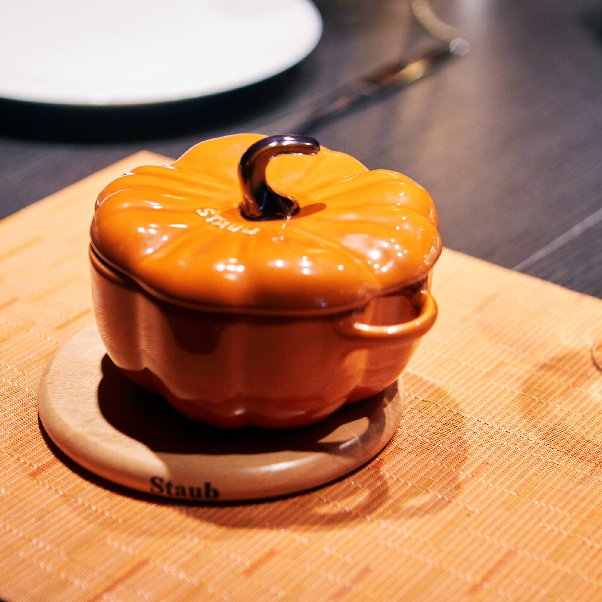 Alt View 1. Staub - Staub 8.25-inch Oval Magnetic Wood Trivet - Brown.