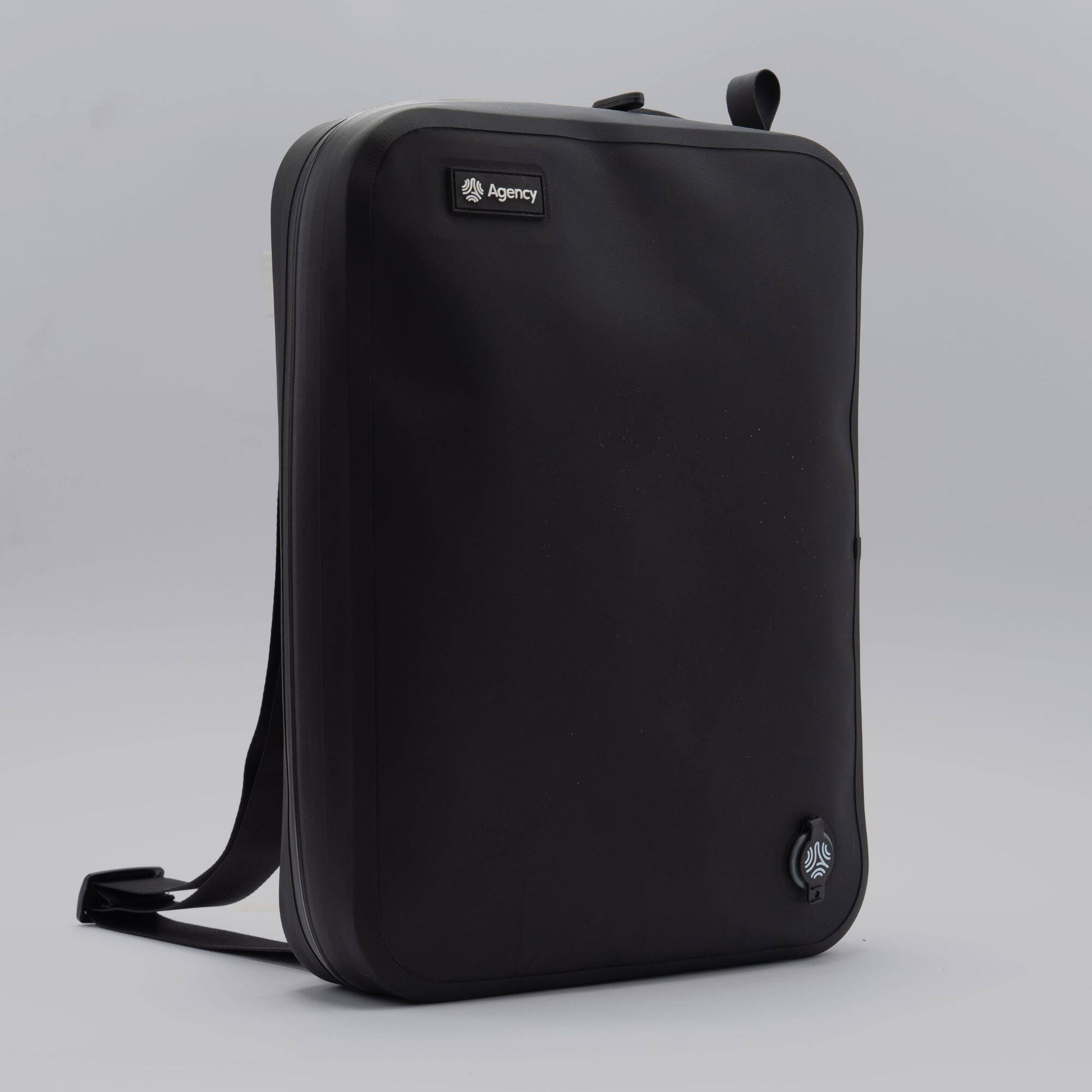 Front. Agency - Guide - Lifeproof Waterproof Anytime Bag for Laptop and More - Onyx Black.