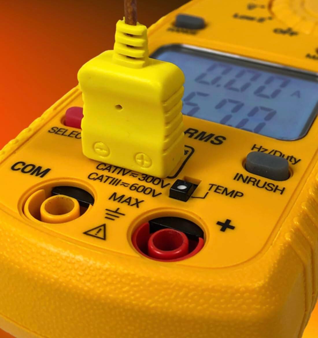 ml 0.00 A SELEO 570 RMS COM CATIV: Hz/Duty CATIII CATIV=300V SI 600V 300V TEMP INRUSH MAX ! +