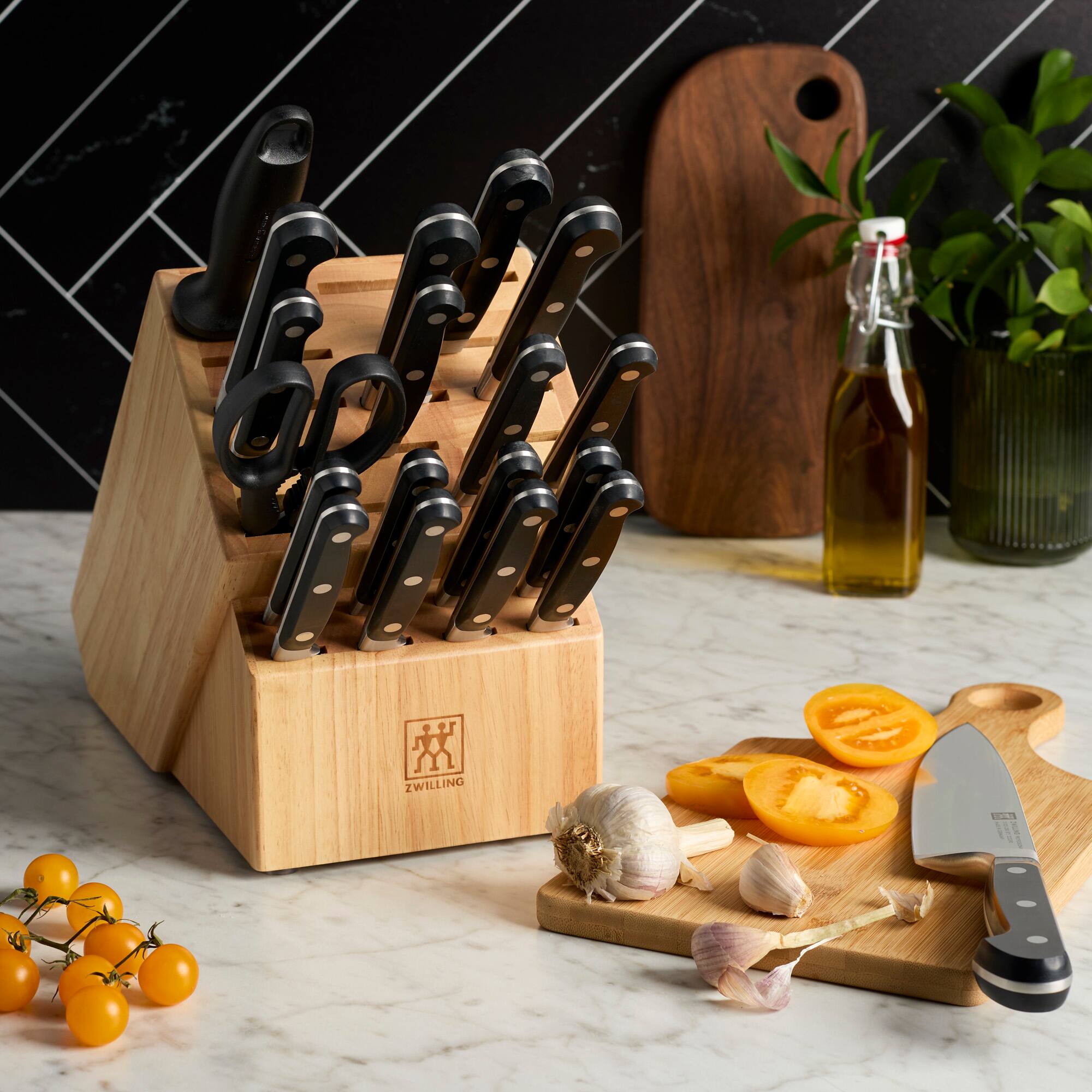 Alt View 2. ZWILLING - ZWILLING Professional "S" 20-pc Knife Block Set - Black.