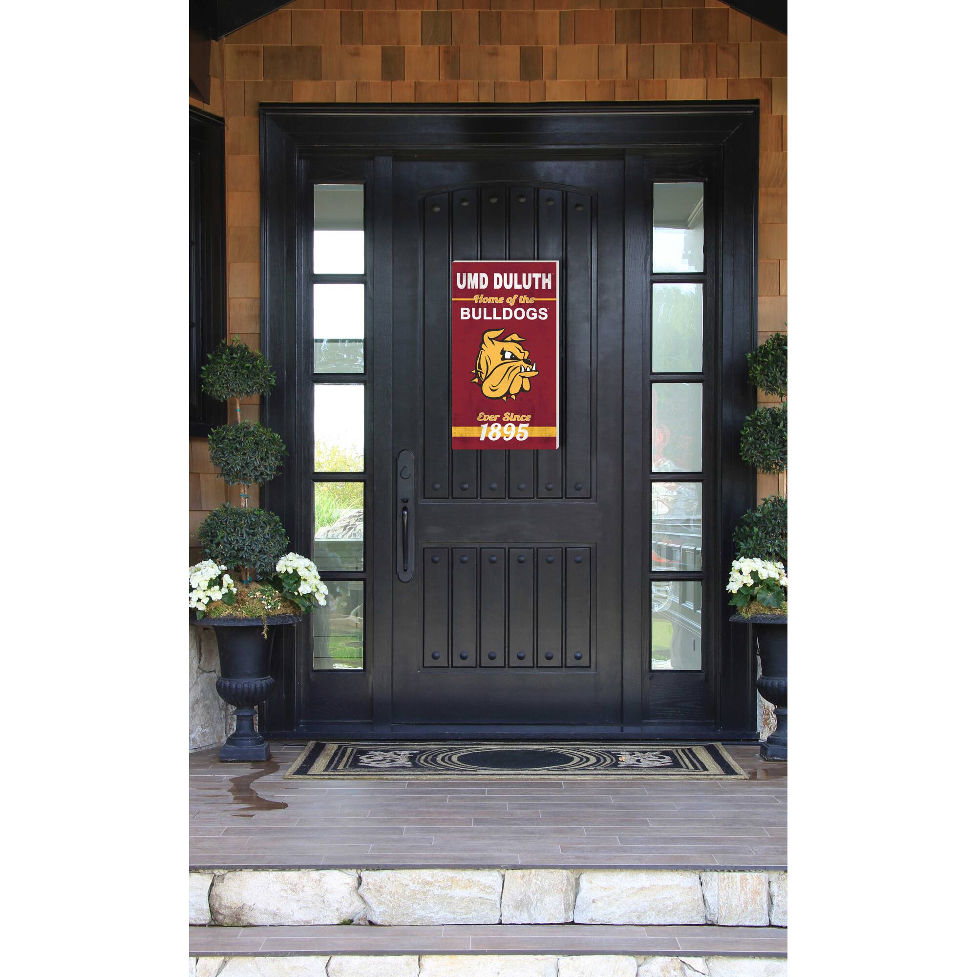 UMD DULUTH  
Home of the BULLDOGS  
Since 1895