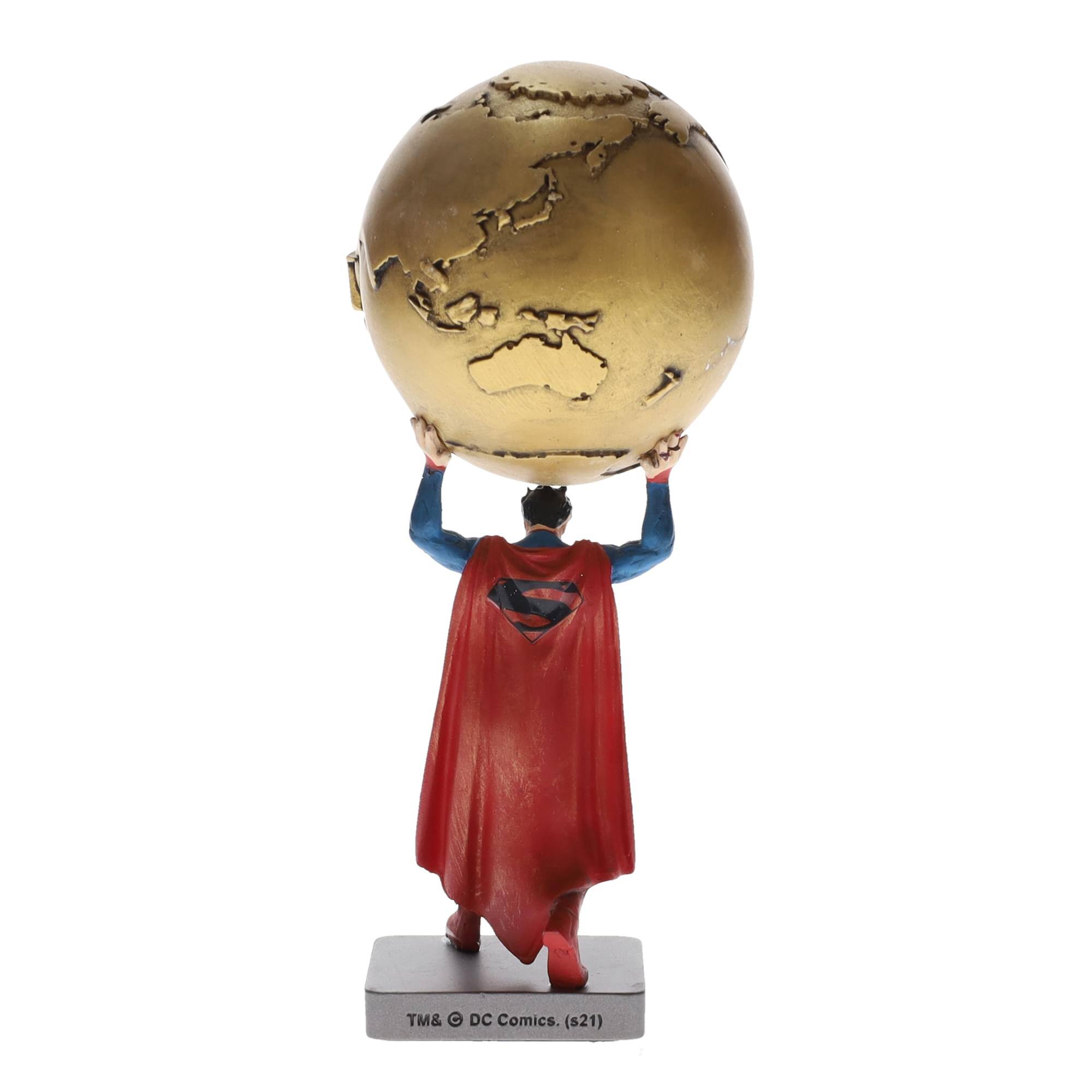 TM & © DC Comics. (s21)