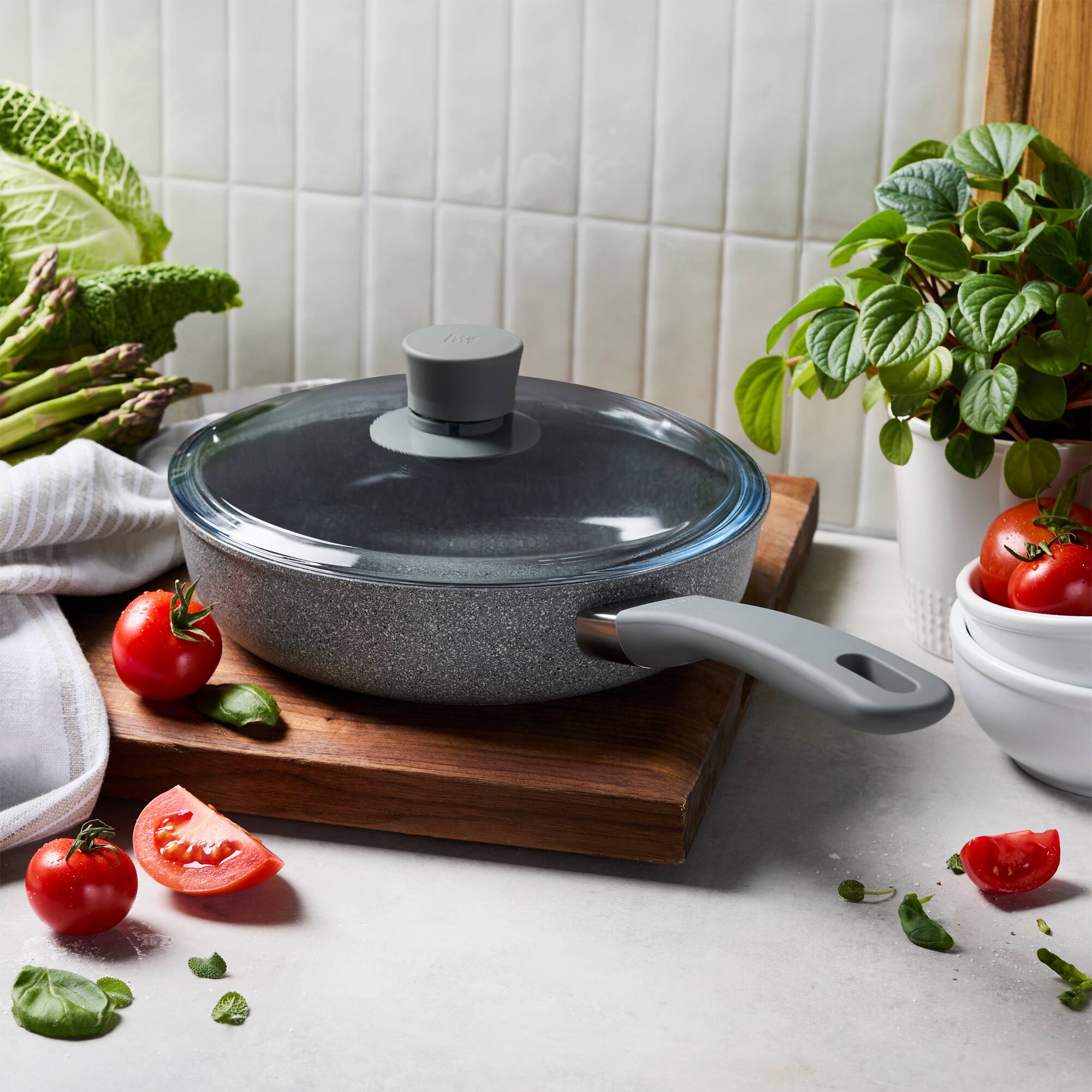 Alt View 3. ZWILLING - ZWILLING Parma Plus Ceramic 2.6-qt Aluminum Ceramic Nonstick Sauté Pan with Lid - Grey.