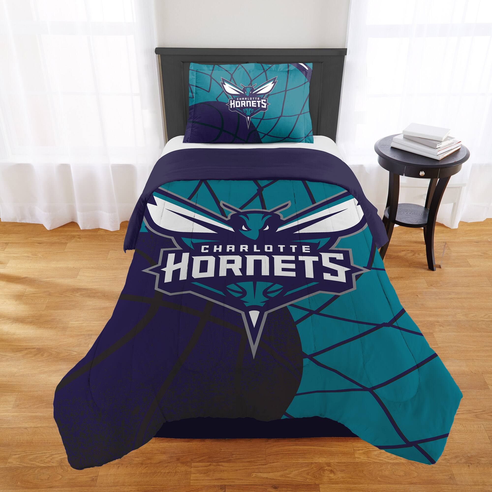 CHARLOTTE HORNETS