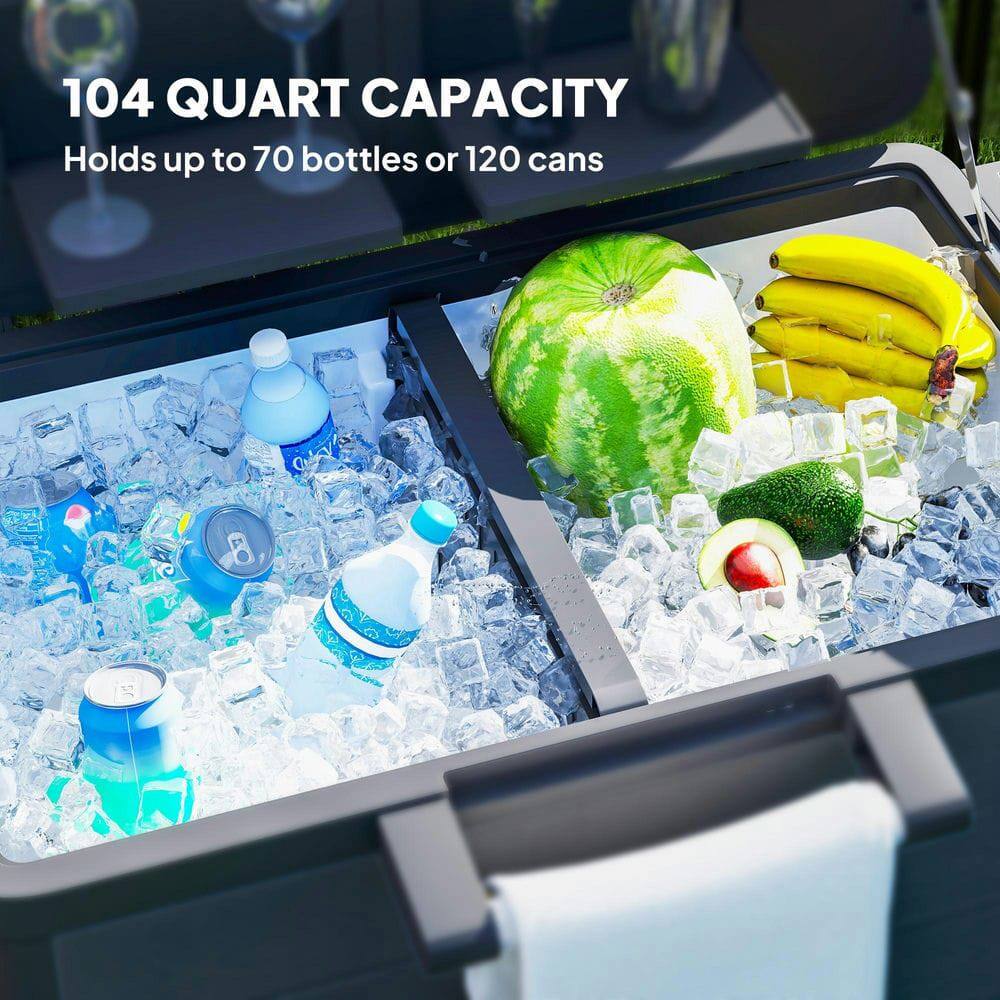 104 QUART CAPACITY  
Holds up to 70 bottles or 120 cans