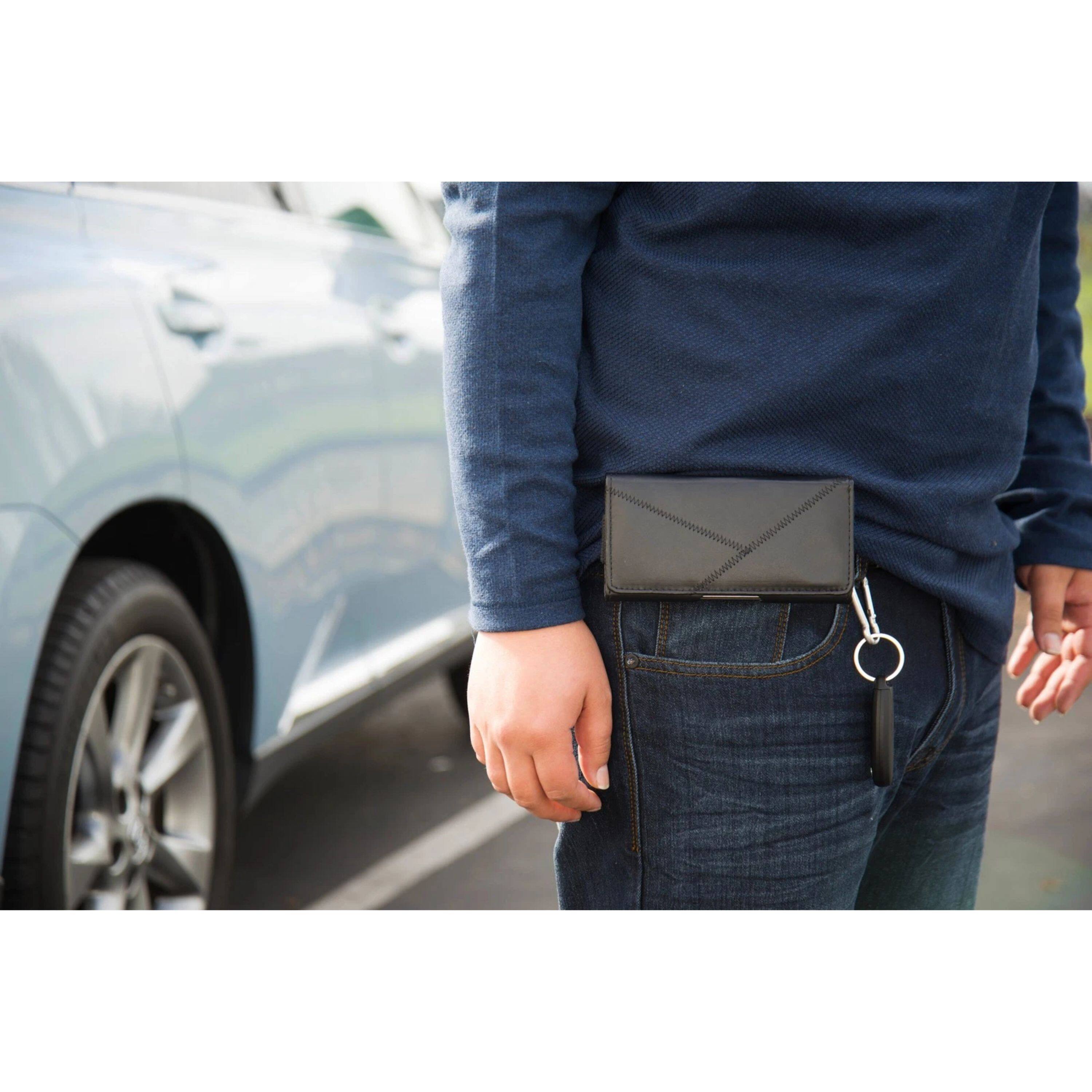 Alt View 2. Kitcheniva - PU Belt Holster For 6.1″ Phones Midnight Black - Midnight Black.